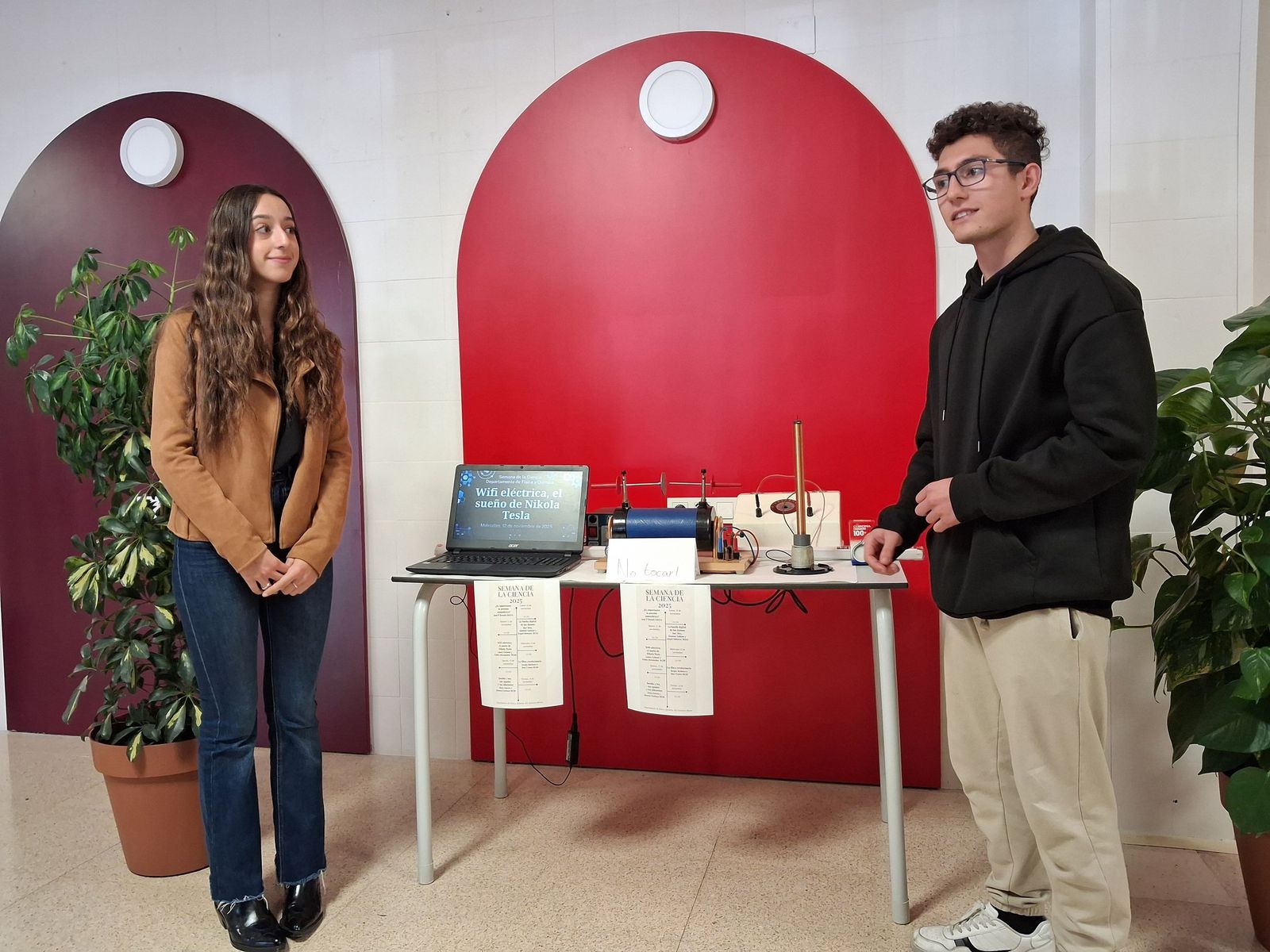 El IES Venancio Blanco promociona la divulgación científica durante la Semana de la Ciencia