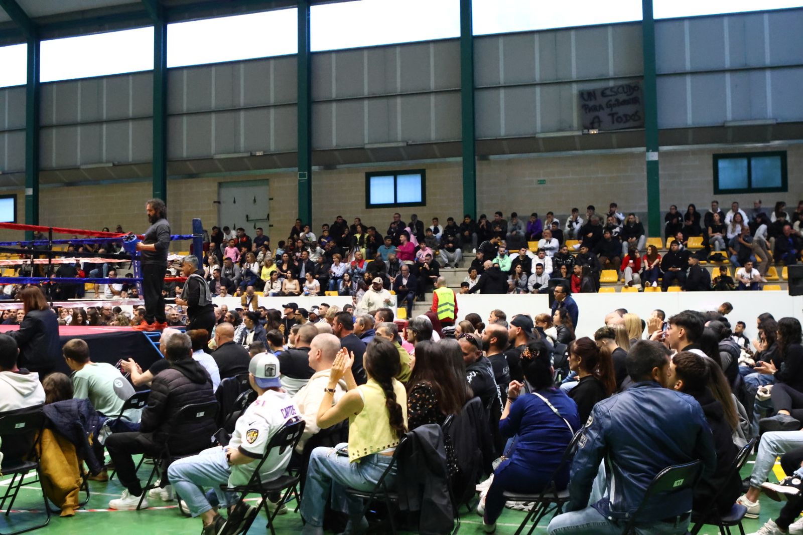 Velada de Boxeo en el Pabellón de San José