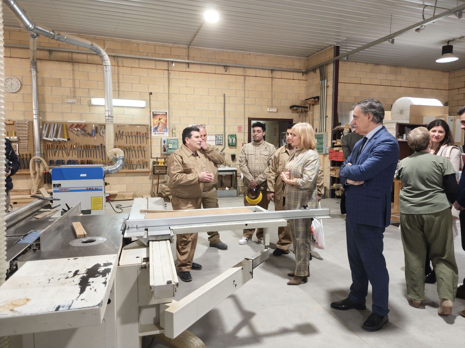 Visitas de Leticia García, consejera de Industria, Comercio y Empleo al CEFOL de Salamanca