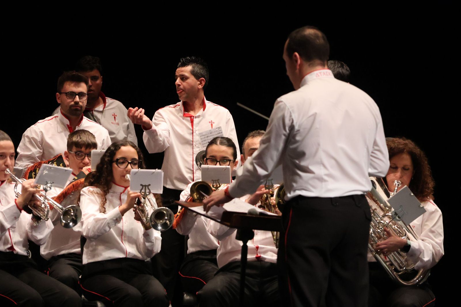 GALERÍA | Revive un Certamen de Cornetas y Tambores lleno de música y emoción