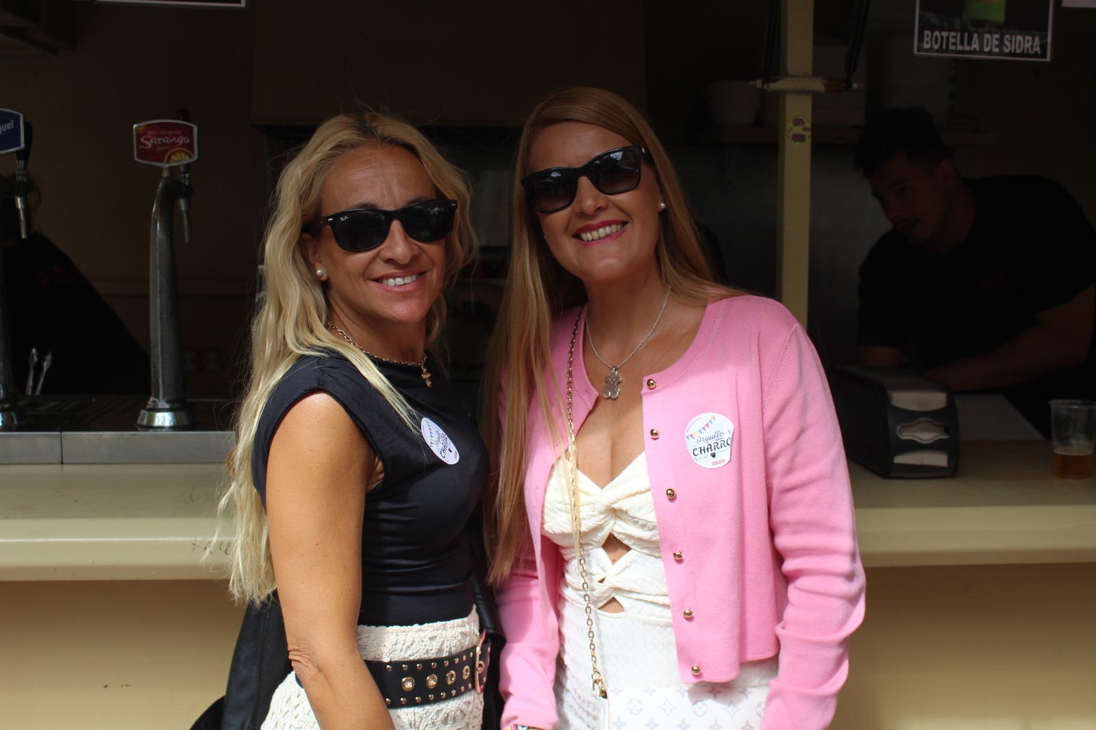 Ambiente en la Feria de Día en el mediodía de este sábado