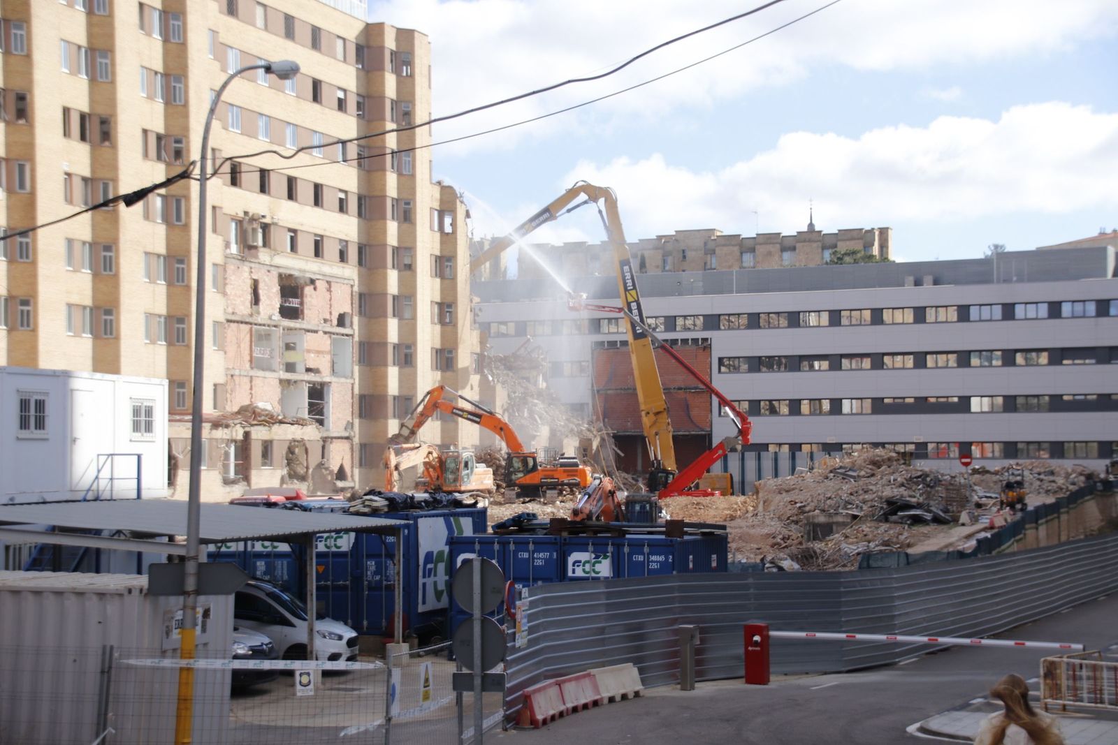 Demolición Hospital Clínico