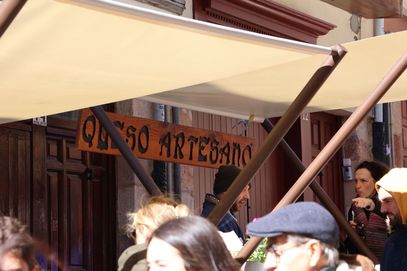 GALERÍA | Descubre en imágenes el Mercado de Balborraz del mes de febrero