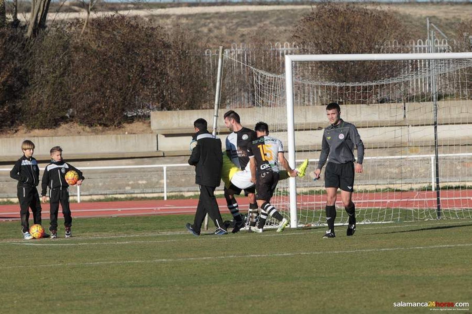 Javi Díaz no podrá jugar ante el Veguellina