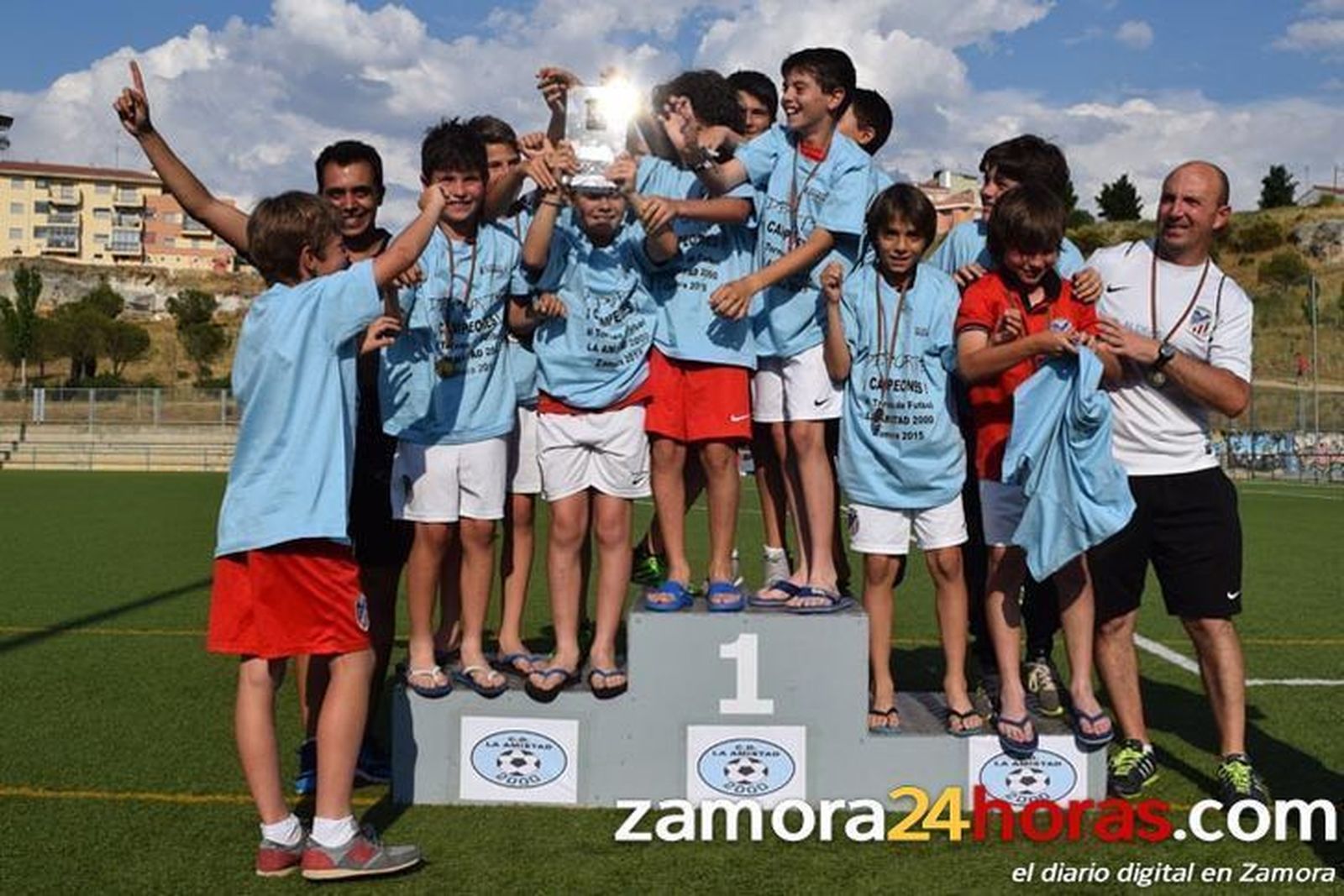 Amistad Palencia y Santa Marta vencen en el II Torneo de Fútbol Amistad 2.000
