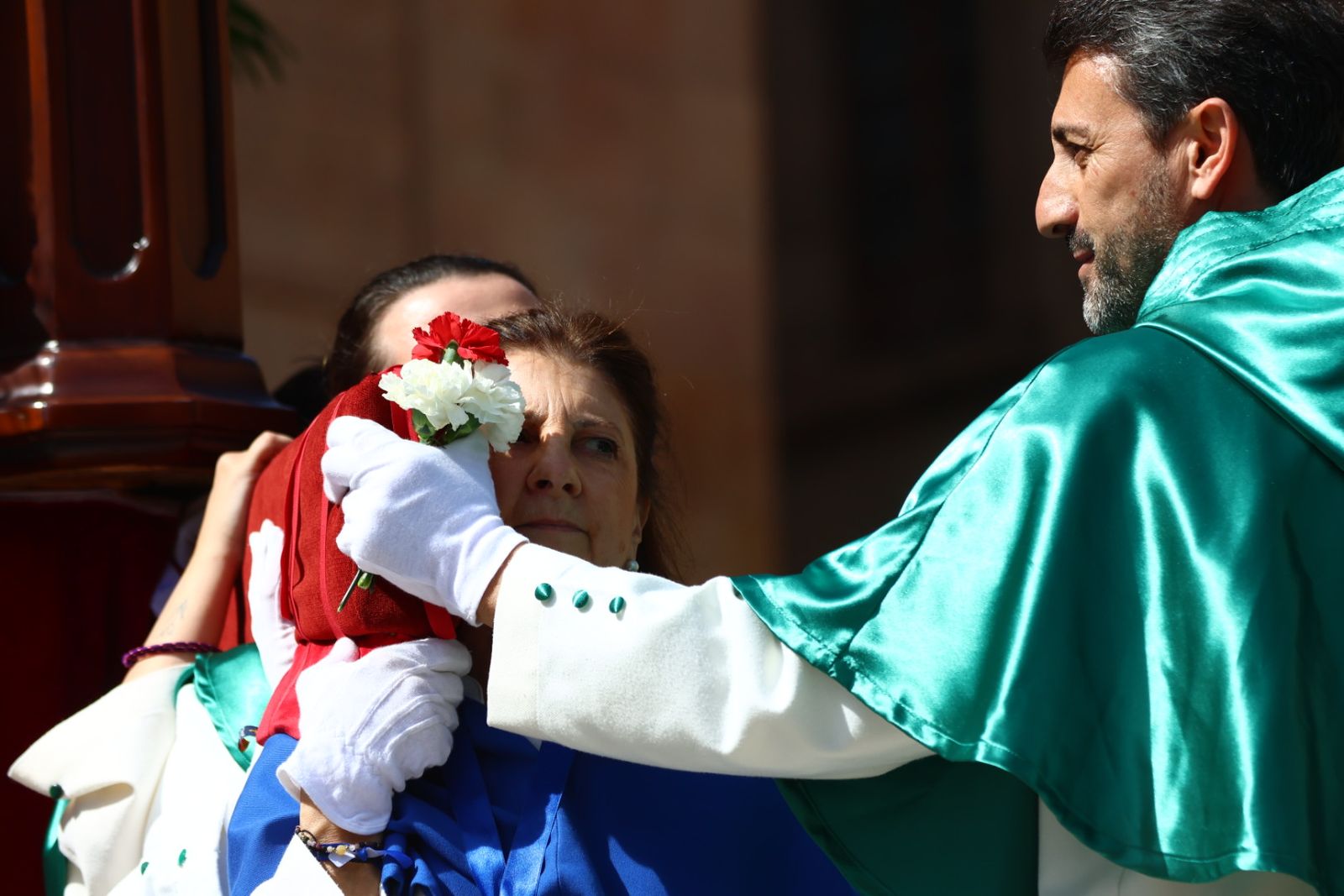 Procesión del encuentro de Nuestra Señora de la Alegría y Jesús Resucitado en el Domingo de Resurrección en Salamanca