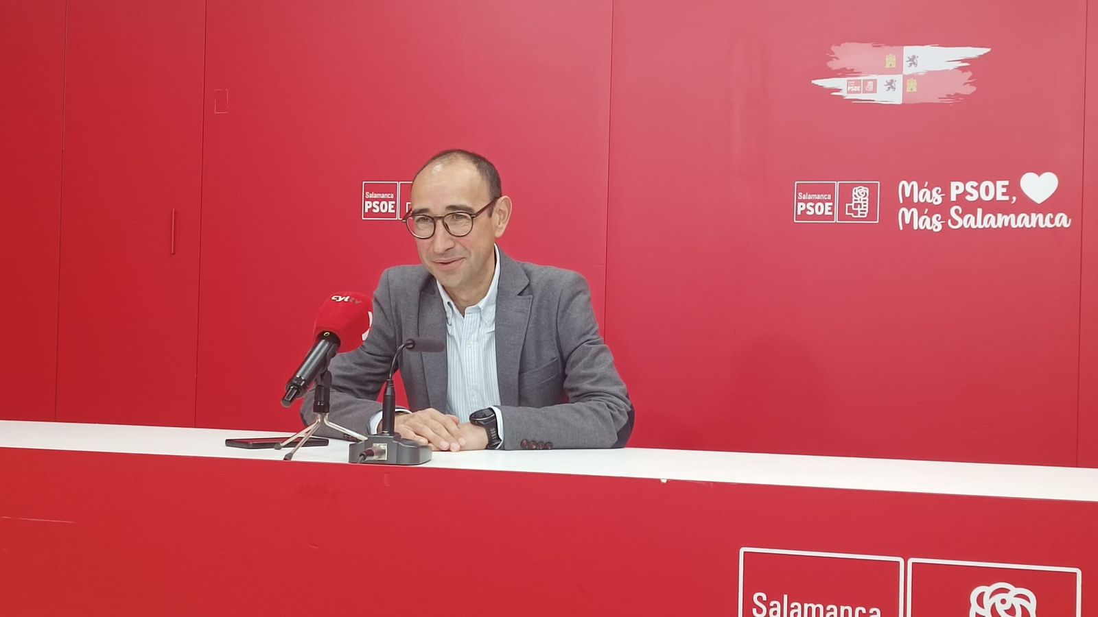 David Serrada, secretario general del PSOE de Salamanca y diputado nacional, durante rueda de prensa a medios. 09/05/2025 David Serrada, secretario general del PSOE de Salamanca y diputado nacional, durante rueda de prensa a medios. 09/05/2025