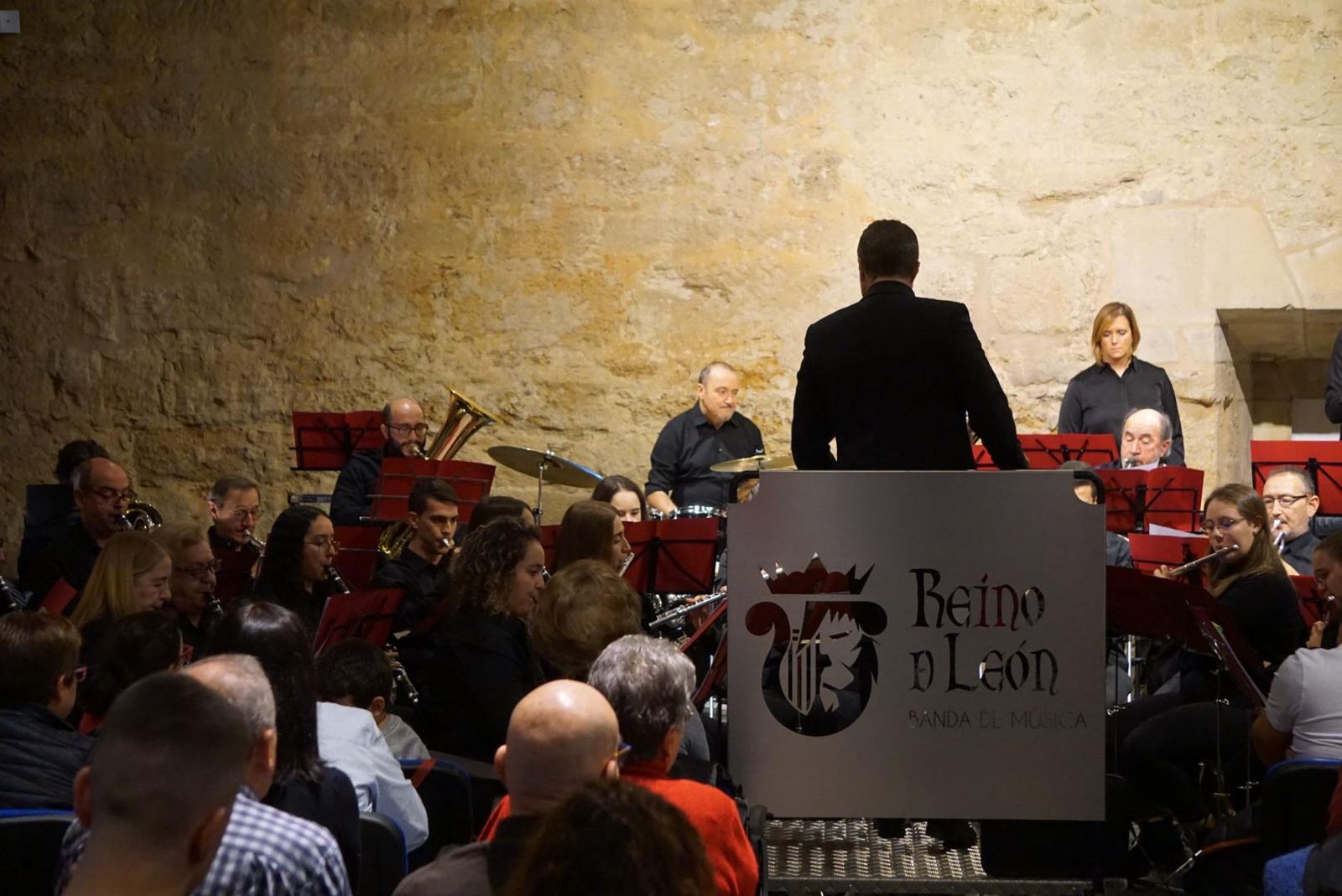 La Banda de Música ‘Reino de León’ aterriza en Fuentesaúco.