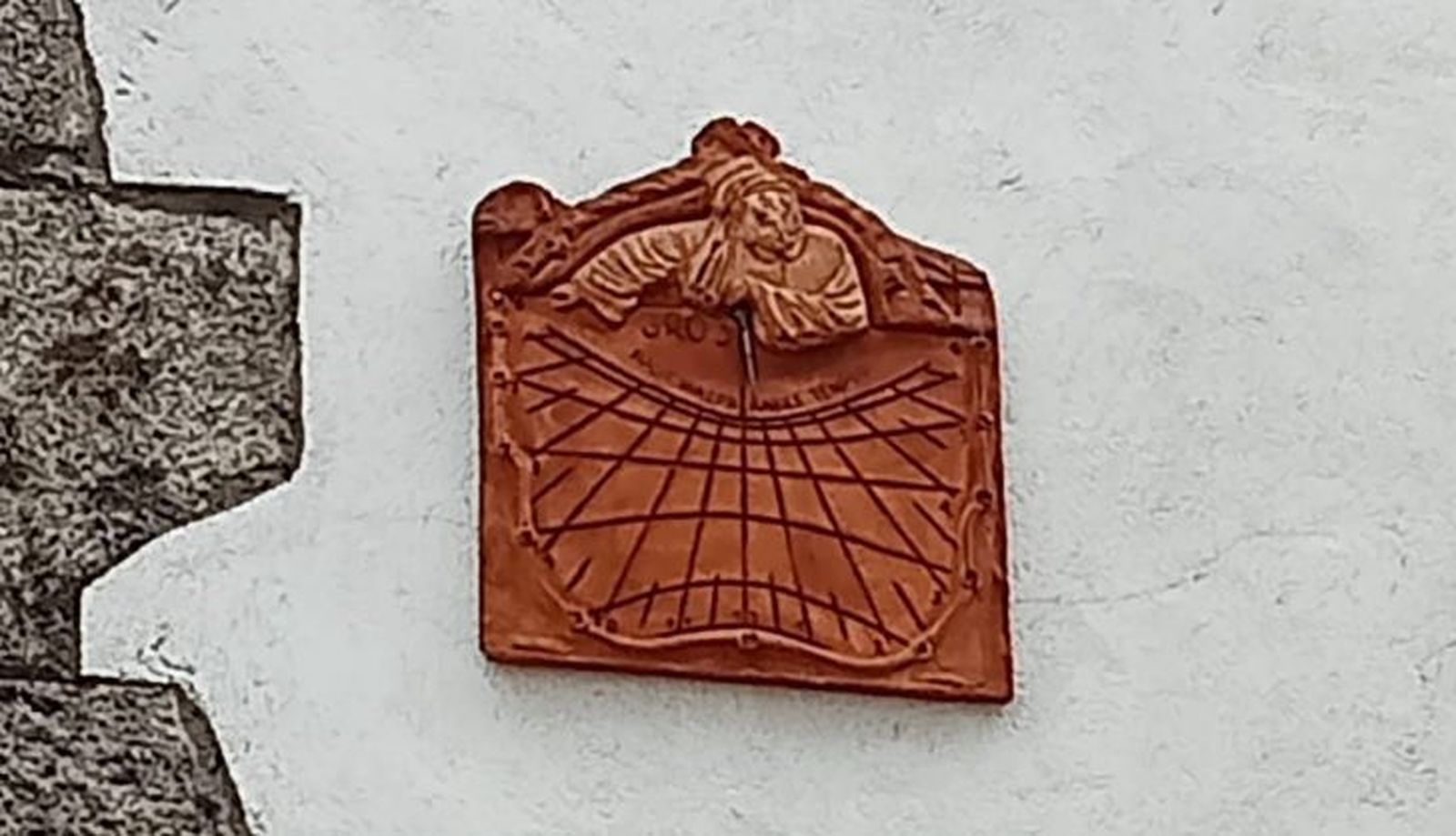 Reloj de sol en Candelario 