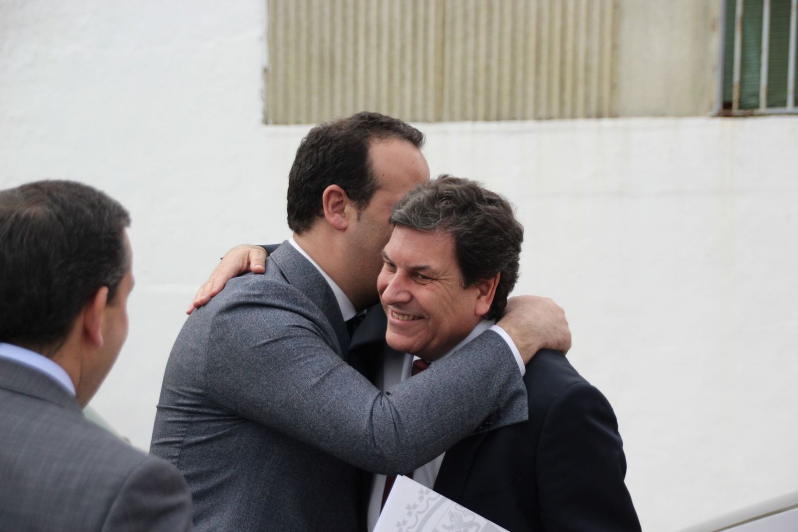 Carlos Fernández Carriedo y David Mingo Pérez, mantienen un encuentro de trabajo para impulsar un centro de emprendimiento e innovación en el municipio