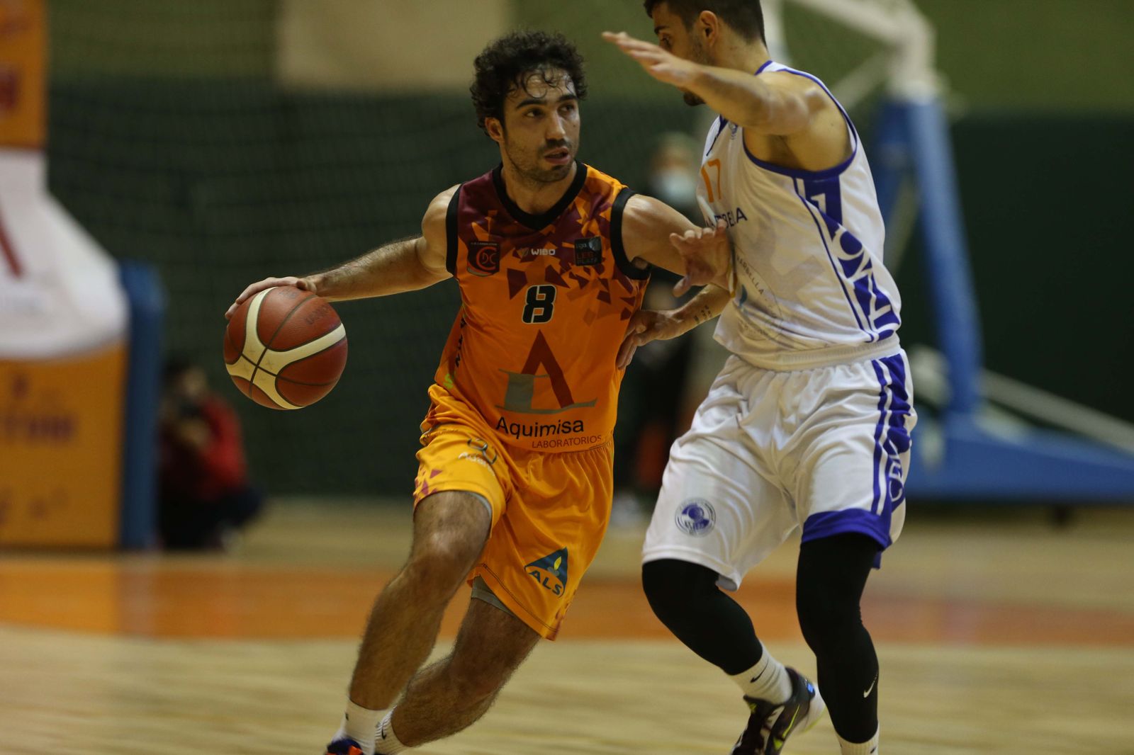 Arturo Cruz anotó 18 puntos para el Carbajosa Basket.