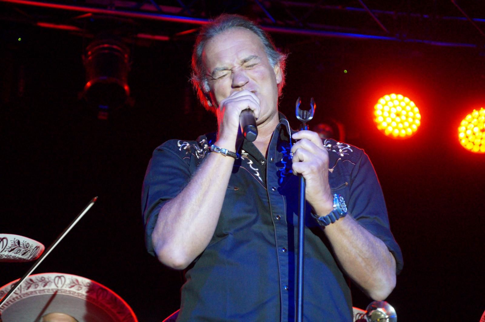 Bertín Osborne en Guijuelo (25)