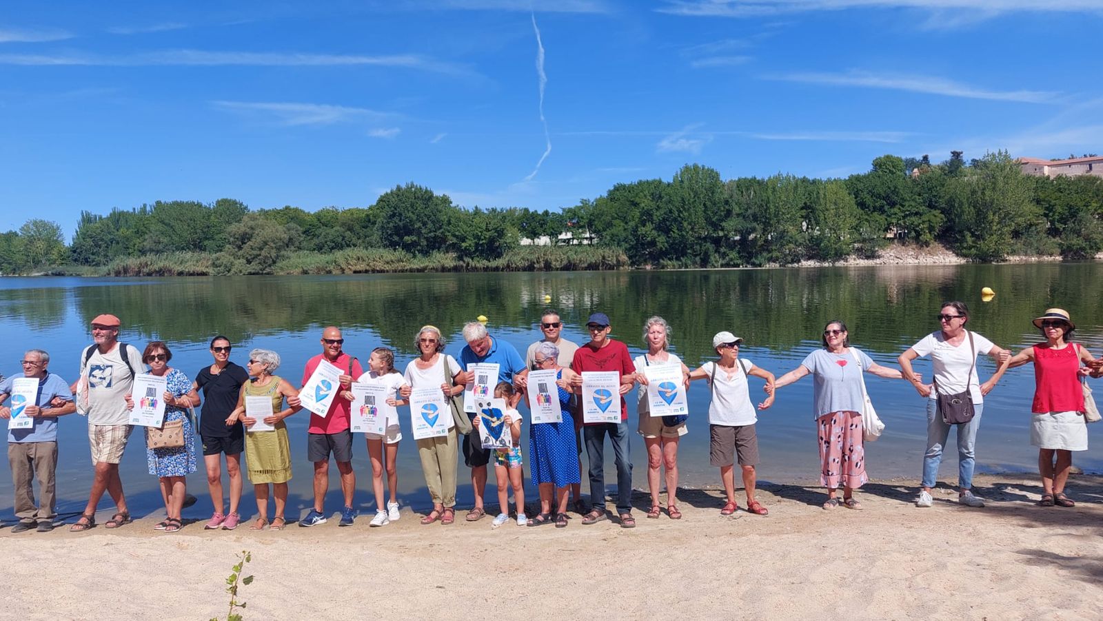 cadena-humana-por-el-agua-en-los-pelambres-10