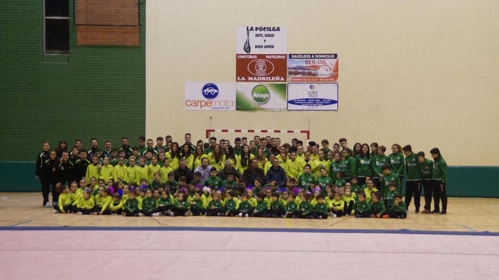 El Albense FS presenta a su cantera