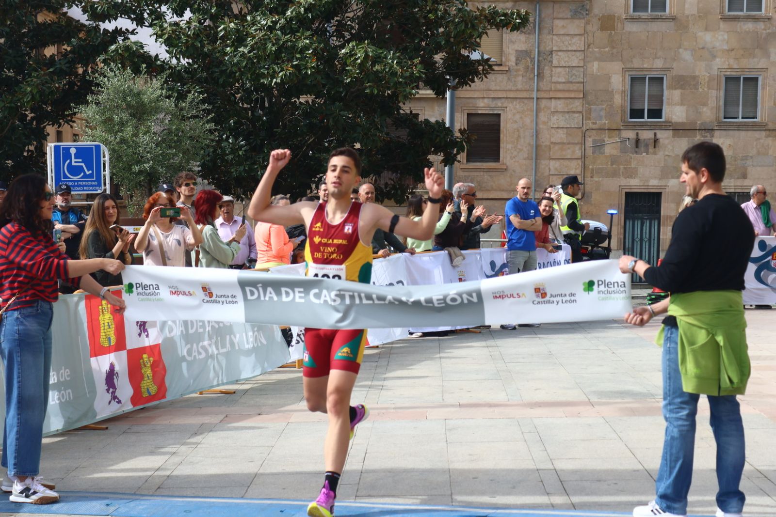 Carrera y Marcha solidaria por el día de Castilla y León