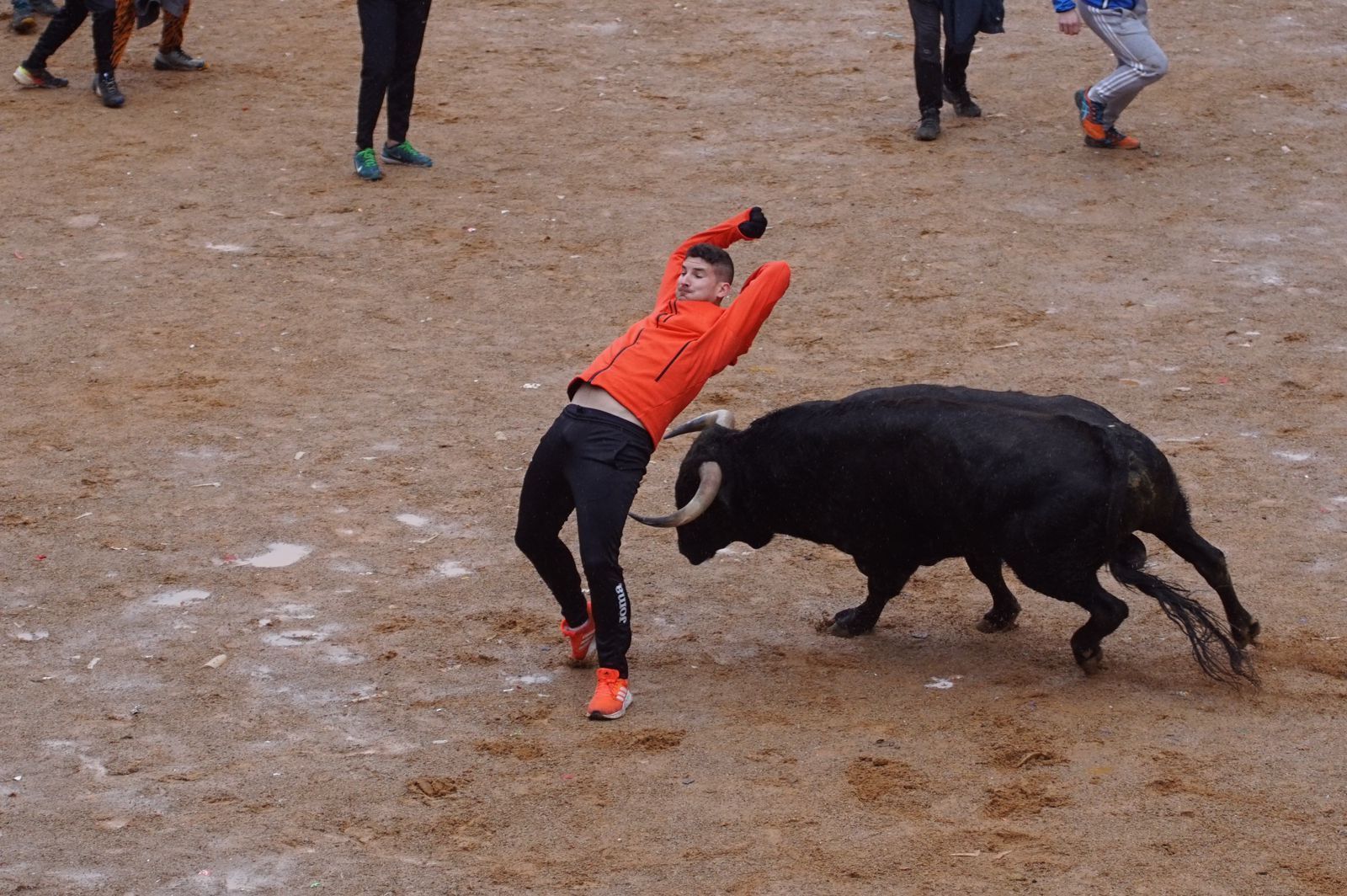 whatsapp-image-2024-02-11-at-14-02-41