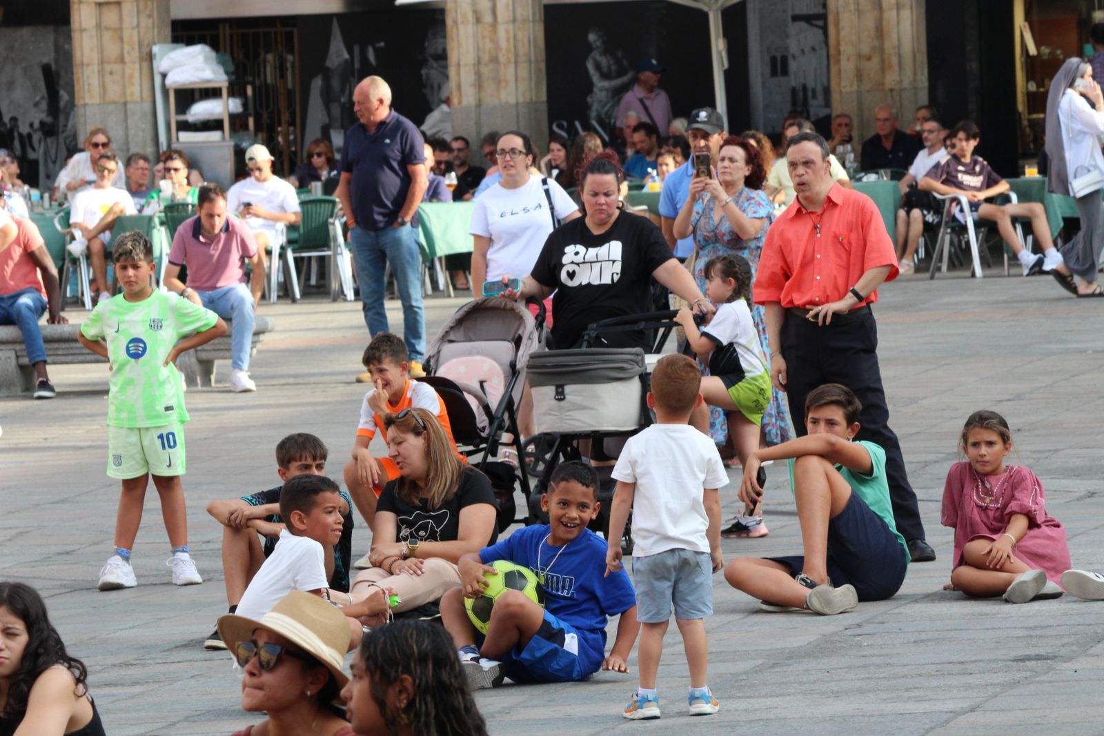 Final de la Eurocopa femenina 2025, vivida en la Plaza Mayor de Salamanca