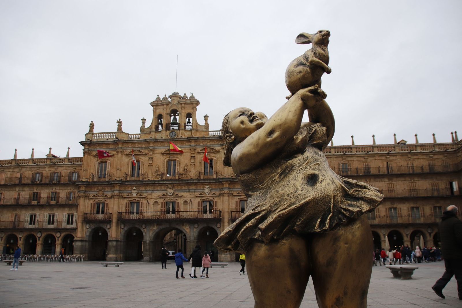 Inauguración de la escultura del artista chino Xu Hongfei | Andrea M.