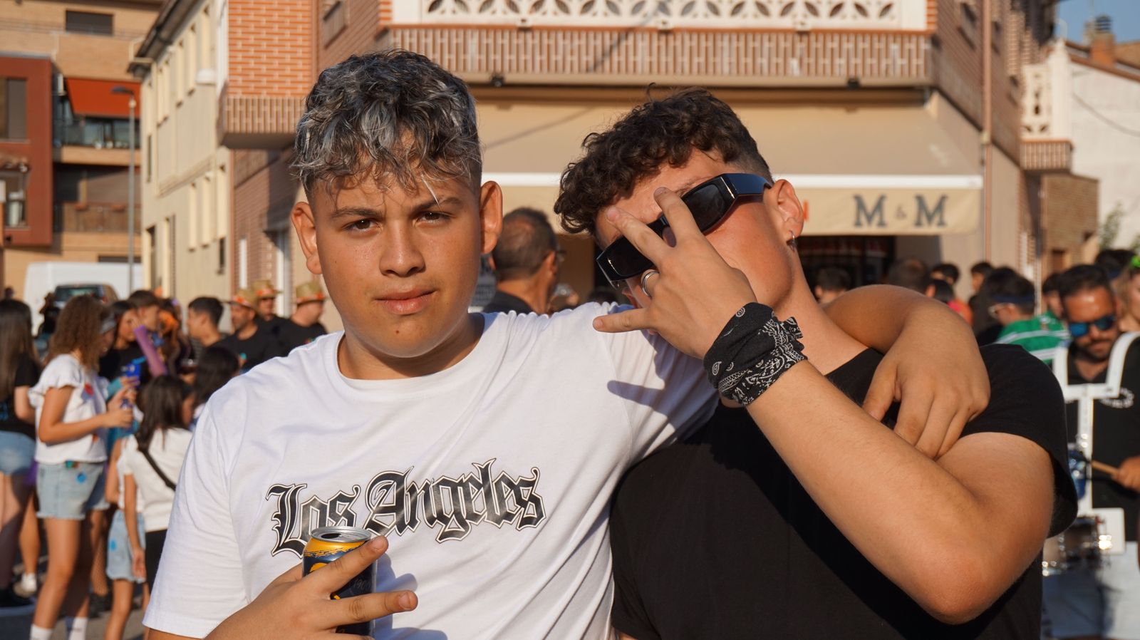 desfile-de-penas-en-castellanos-de-moriscos-24