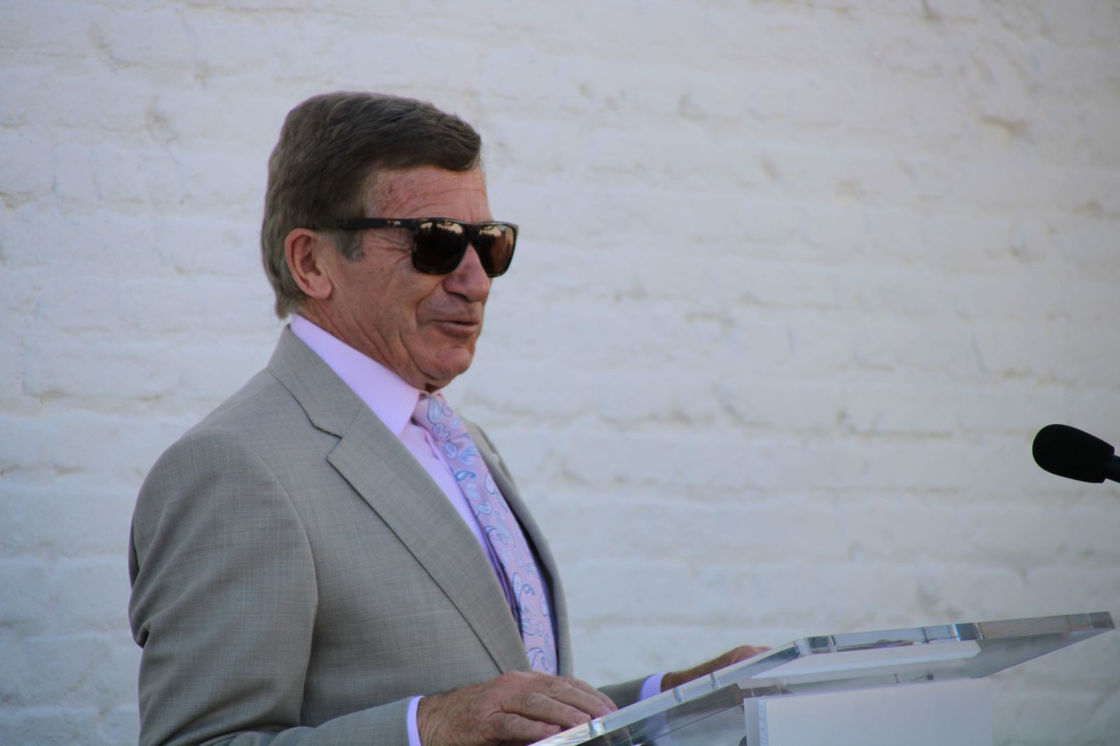 jesus-manso-alcalde-de-moriscos-en-el-acto-que-ha-nombrado-hijo-predilecto-del-municipio-a-jose-antonio-iglesias-pollo-10