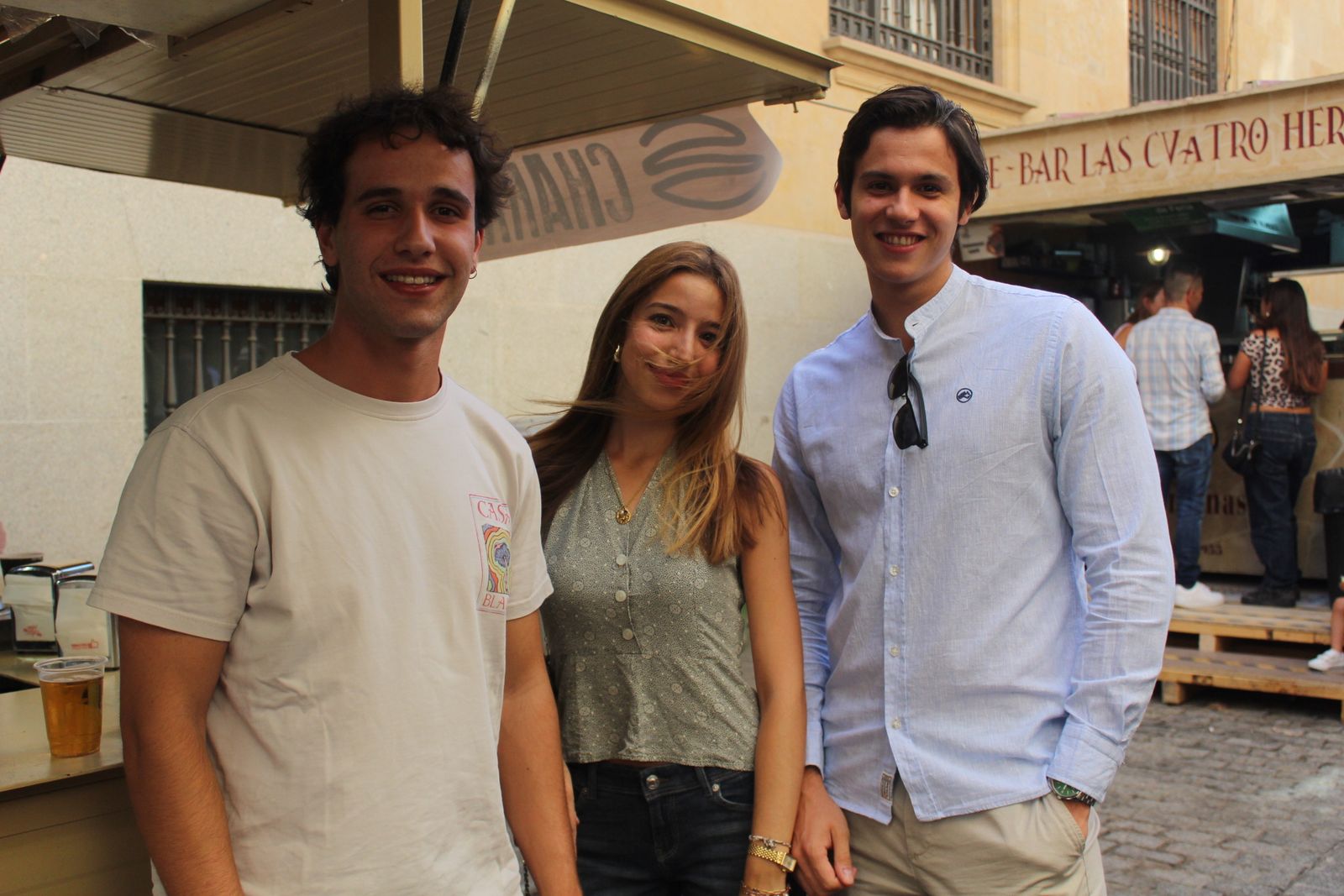 Ambiente en la Feria de Día en el mediodía de este sábado