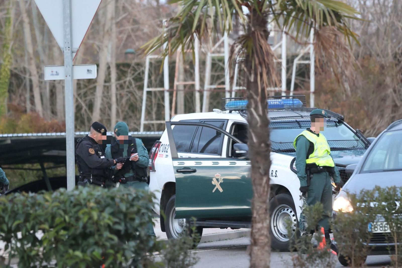 El GRS de la Guardia Civil despliega un llamativo dispositivo de control en puntos clave de Salamanca