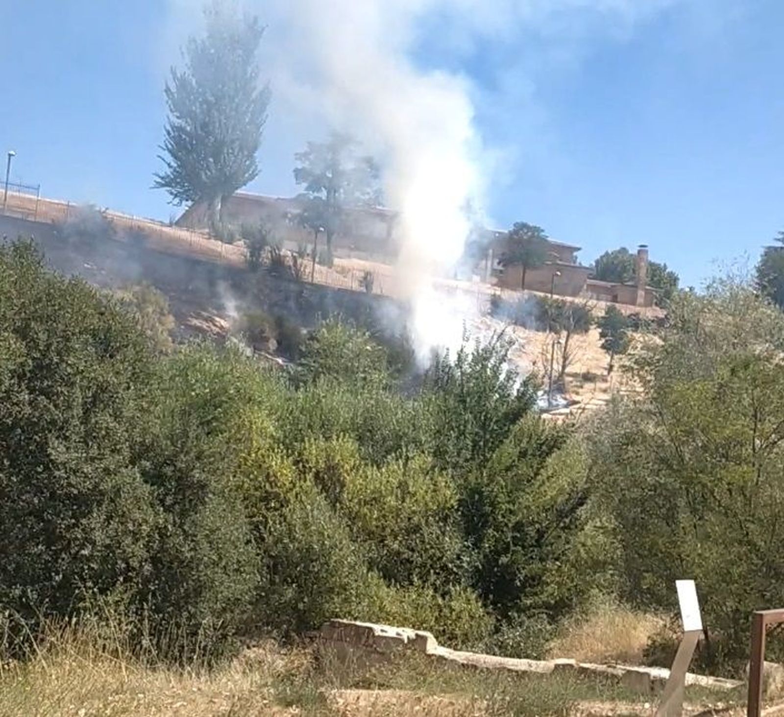 Incendio en Teso de la Feria. Foto Víctor Cabero. (1)