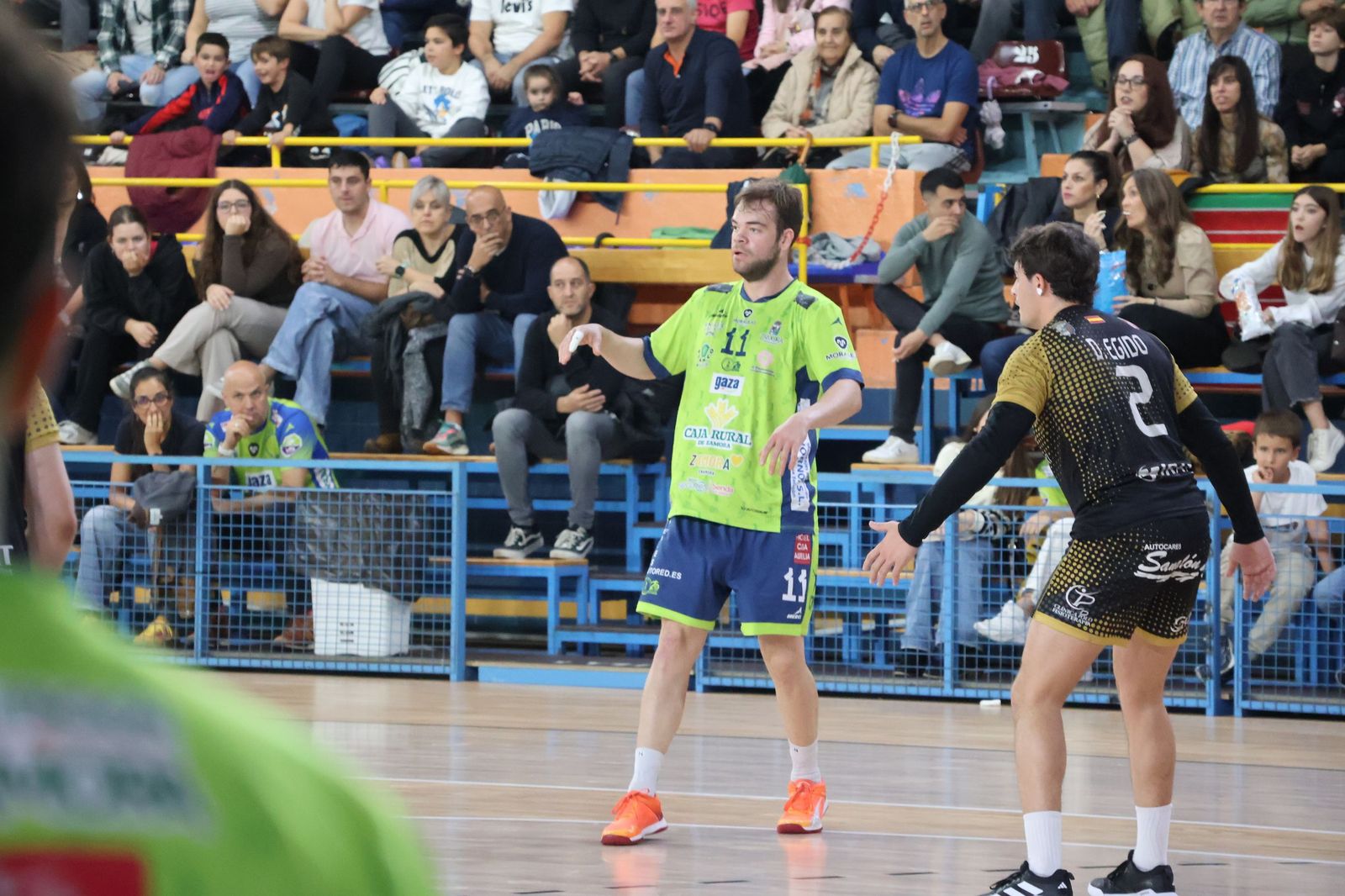 GALERÍA | El BM Zamora recibe en casa al Ciudad de Salamanca en un duelo muy ajustado