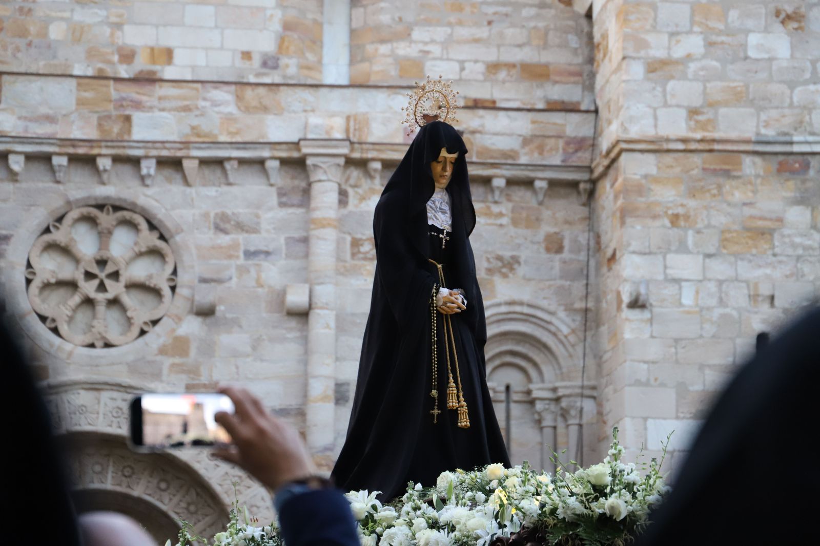 Procesión de la Santísima Virgen de la Soledad (41) Procesión de la Santísima Virgen de la Soledad (41)