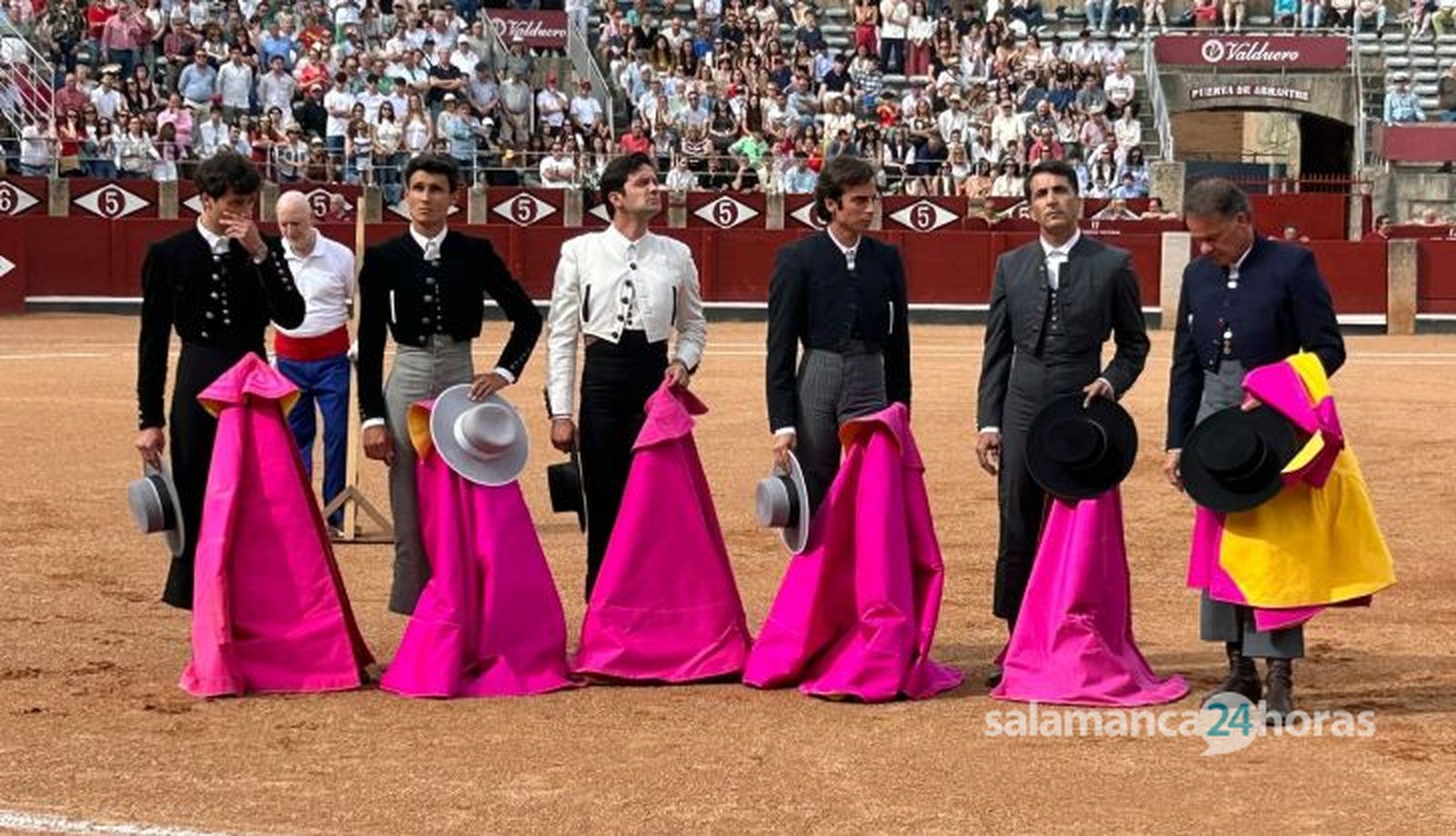Clase magistral taurina por San Juan de Sahagún en Salamanca: imágenes del festejo Clase magistral taurina por San Juan de Sahagún en Salamanca: imágenes del festejo