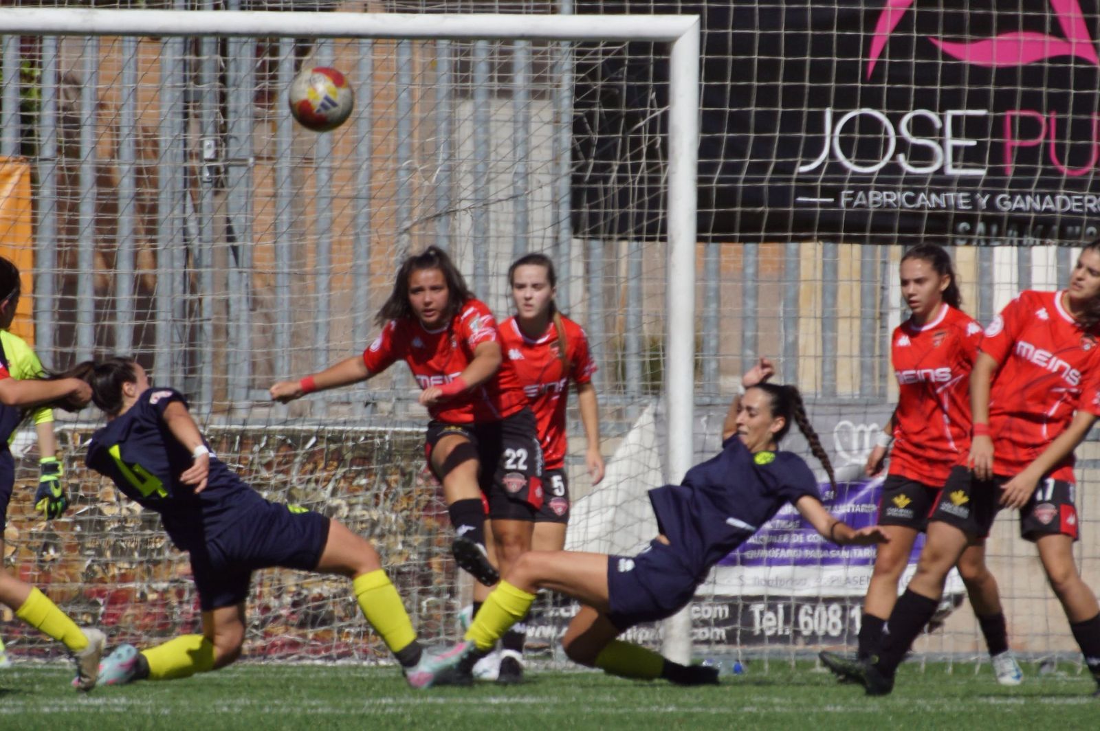 El Salamanca Fútbol Femenino se enfrenta al Capiscol en Municipal Vicente del Bosque