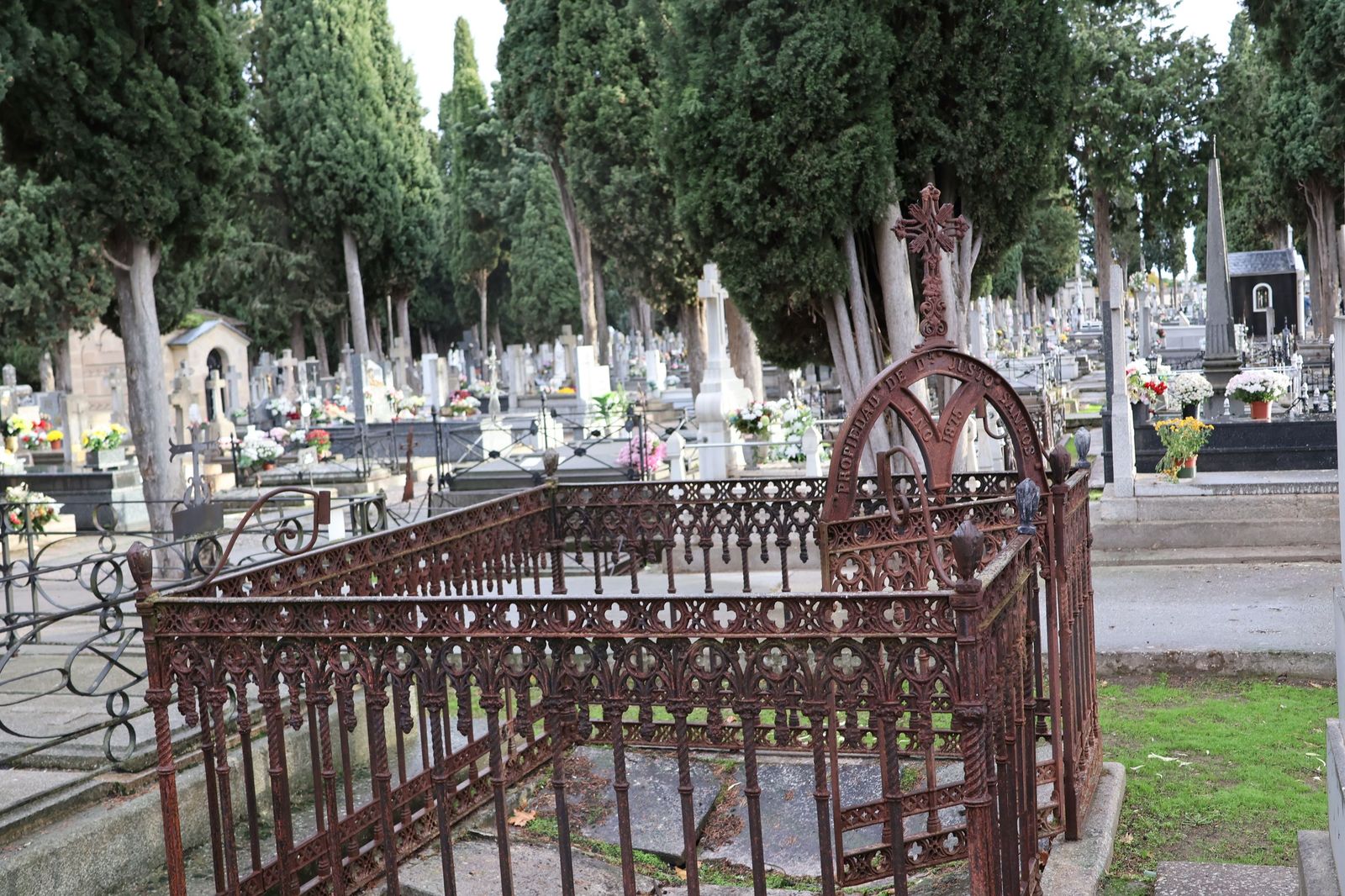 Los misterios del Cementerio municipal de San Atilano