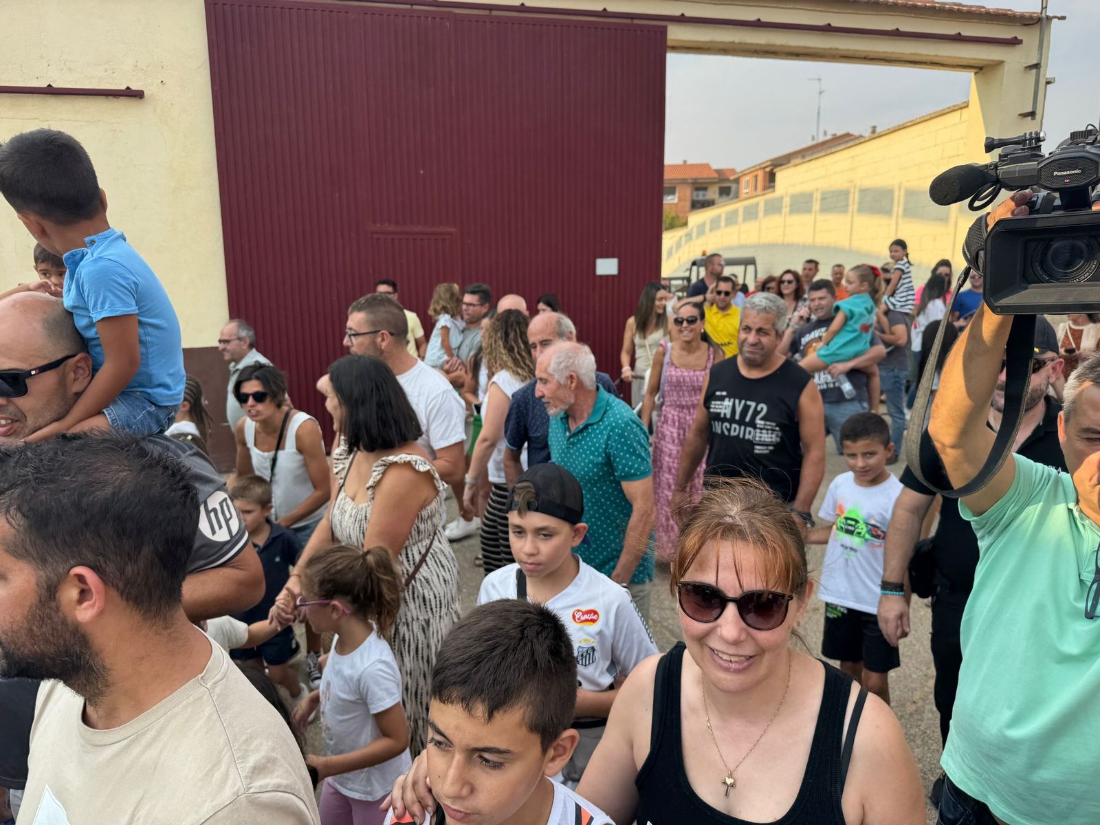 Encierro infantil de Mini Bueyes en Guijuelo durante sus fiestas 2025