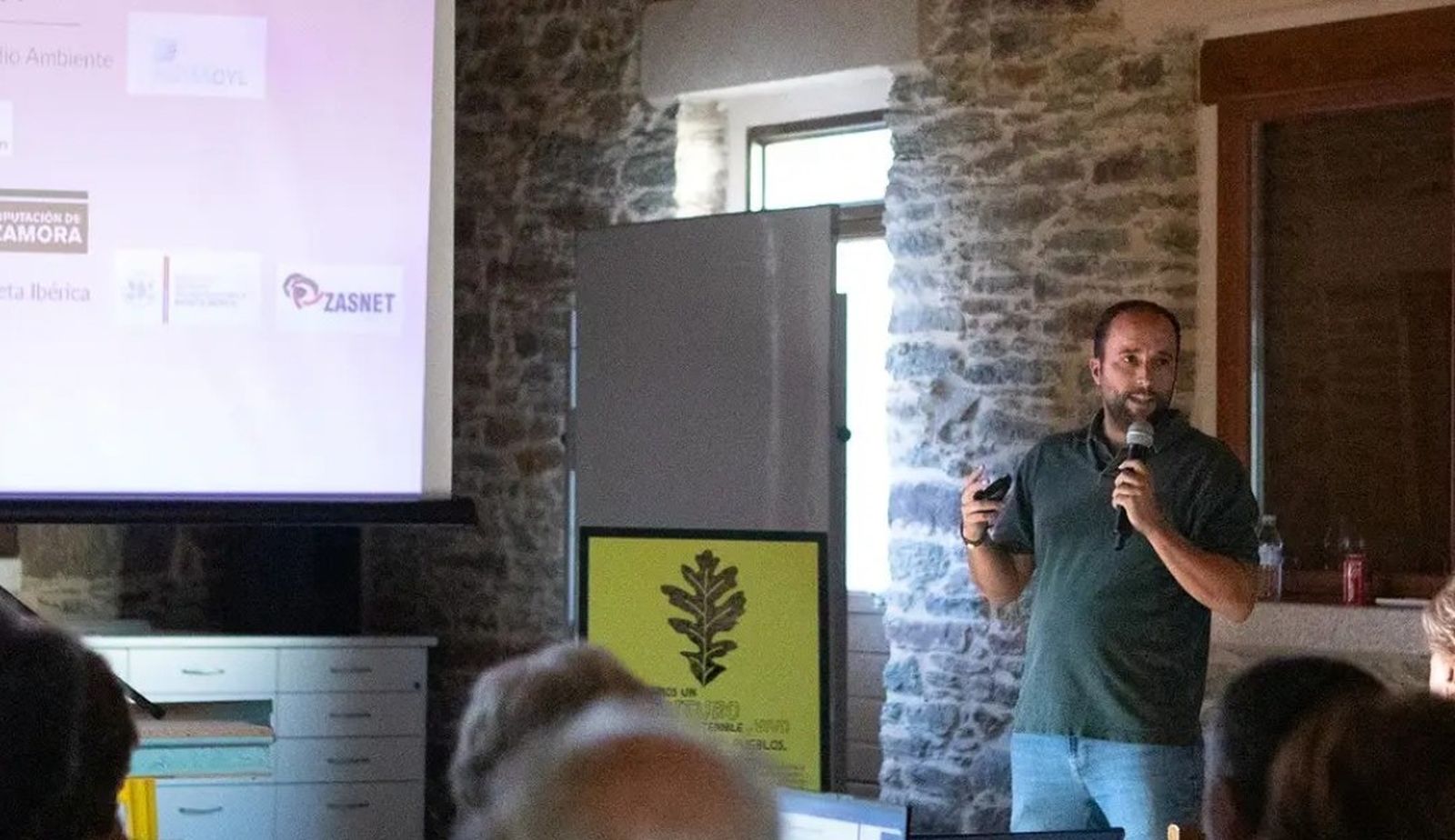 Imagen de una charla anterior