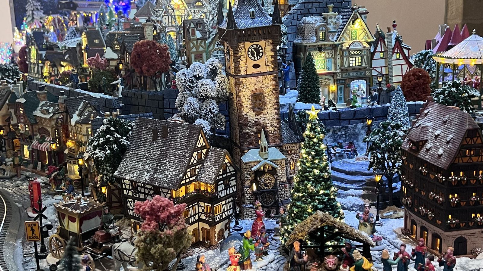 Ciudad de Navidad en la Torre de los Anaya