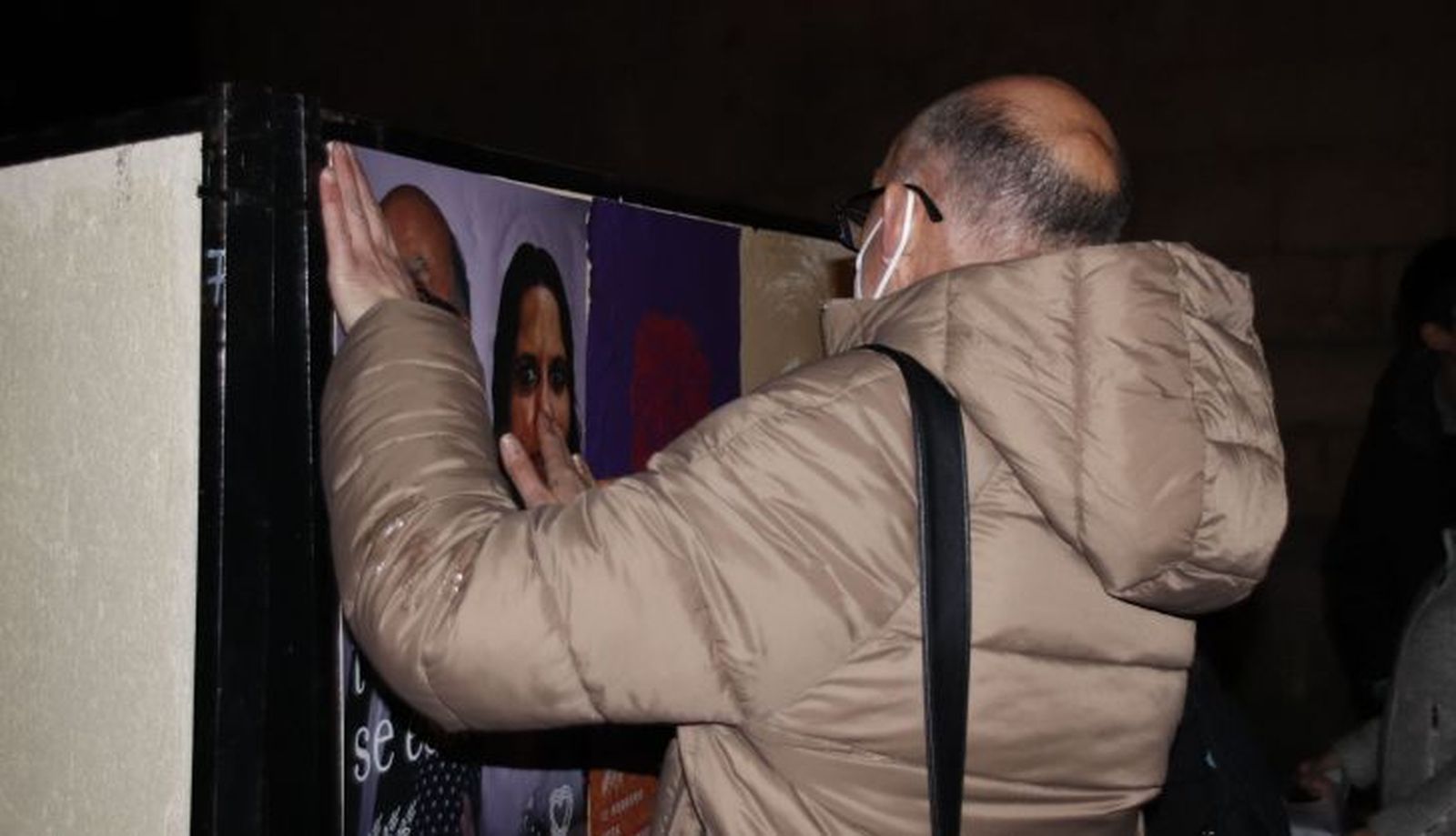 Pegada de carteles de Unidas Podemos
