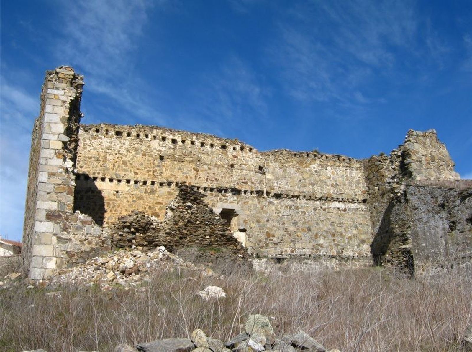 Castillo de Salvatierra de Tormes, declarado BIC
