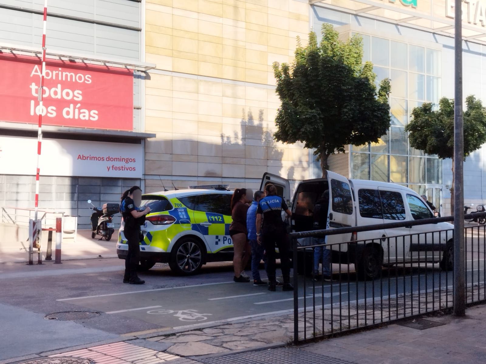 Actuación policial junto al Vilia de Salamanca tras poner en cuarentena a un perro