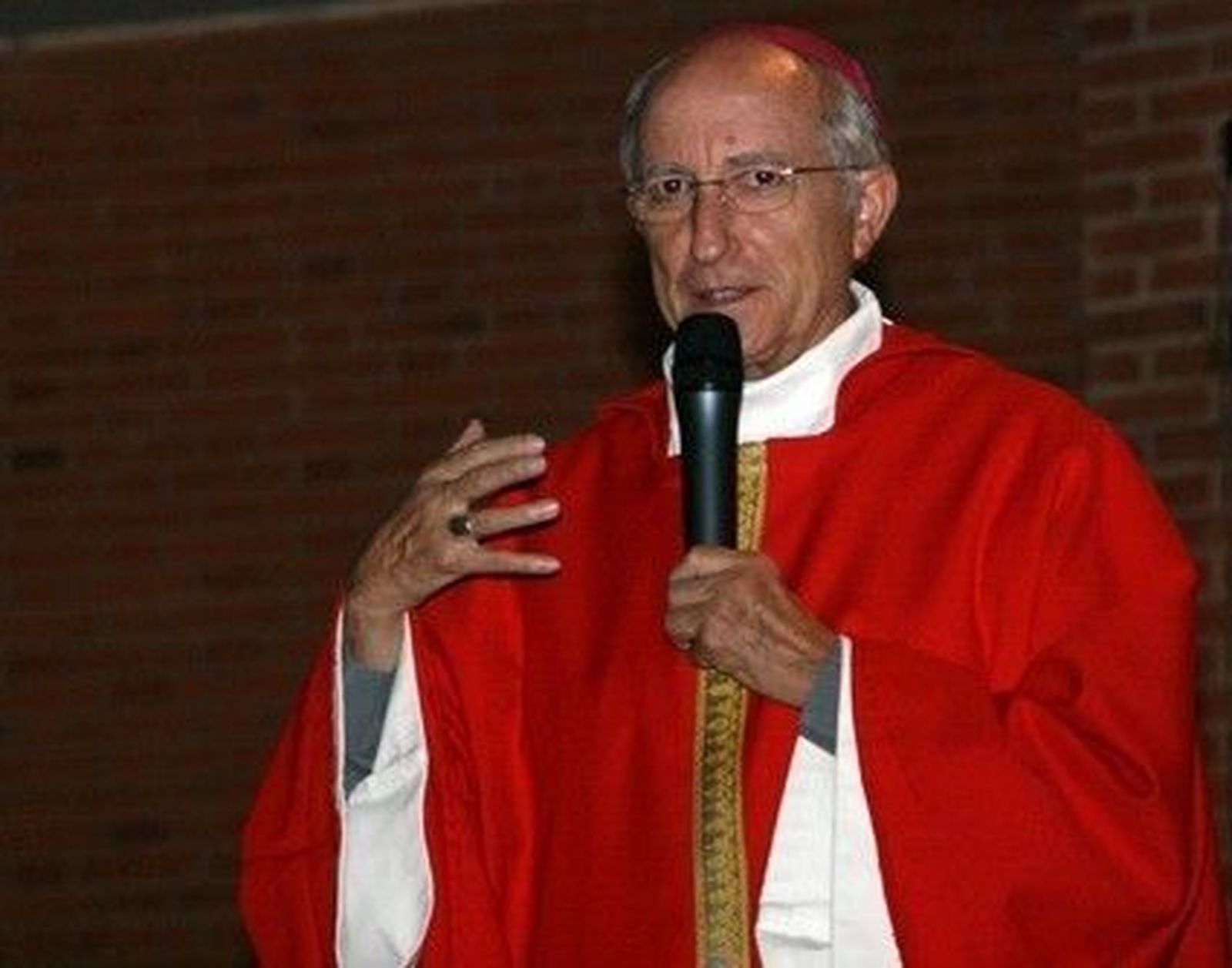 El obispo pide una colecta para sufragar la beatificación de diez mártires