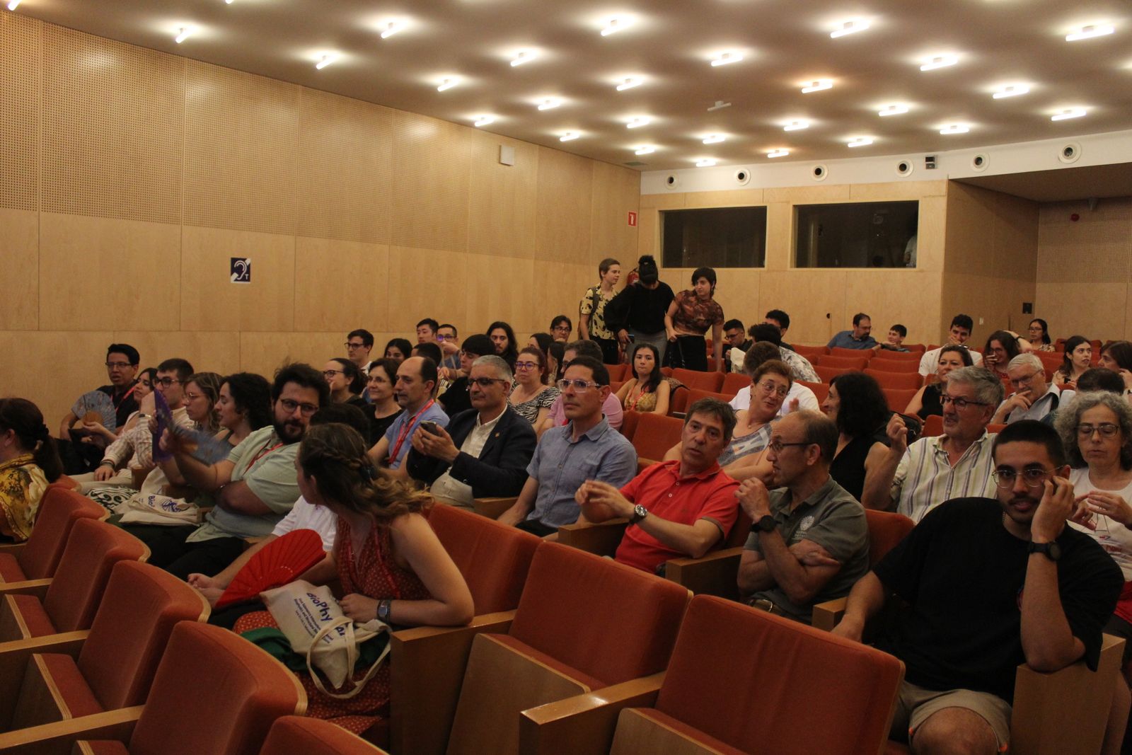 Richards Henderson, premio Nobel, visita Salamanca I Curso Internacional avanzado en Biofísica y Biología Estructural (BiophySAL)