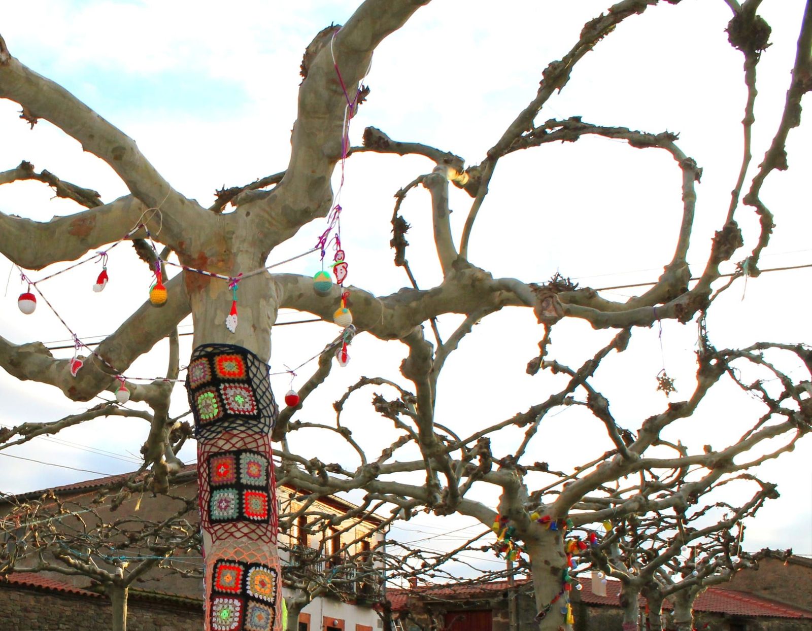 los-vecinos-decoran-roelos-de-sayago-por-navidad-17