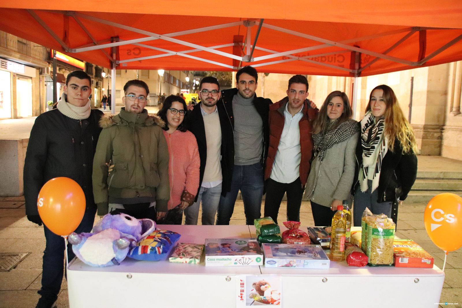 Jóvenes Ciudadanos Salamanca  recogida alimentos (2)