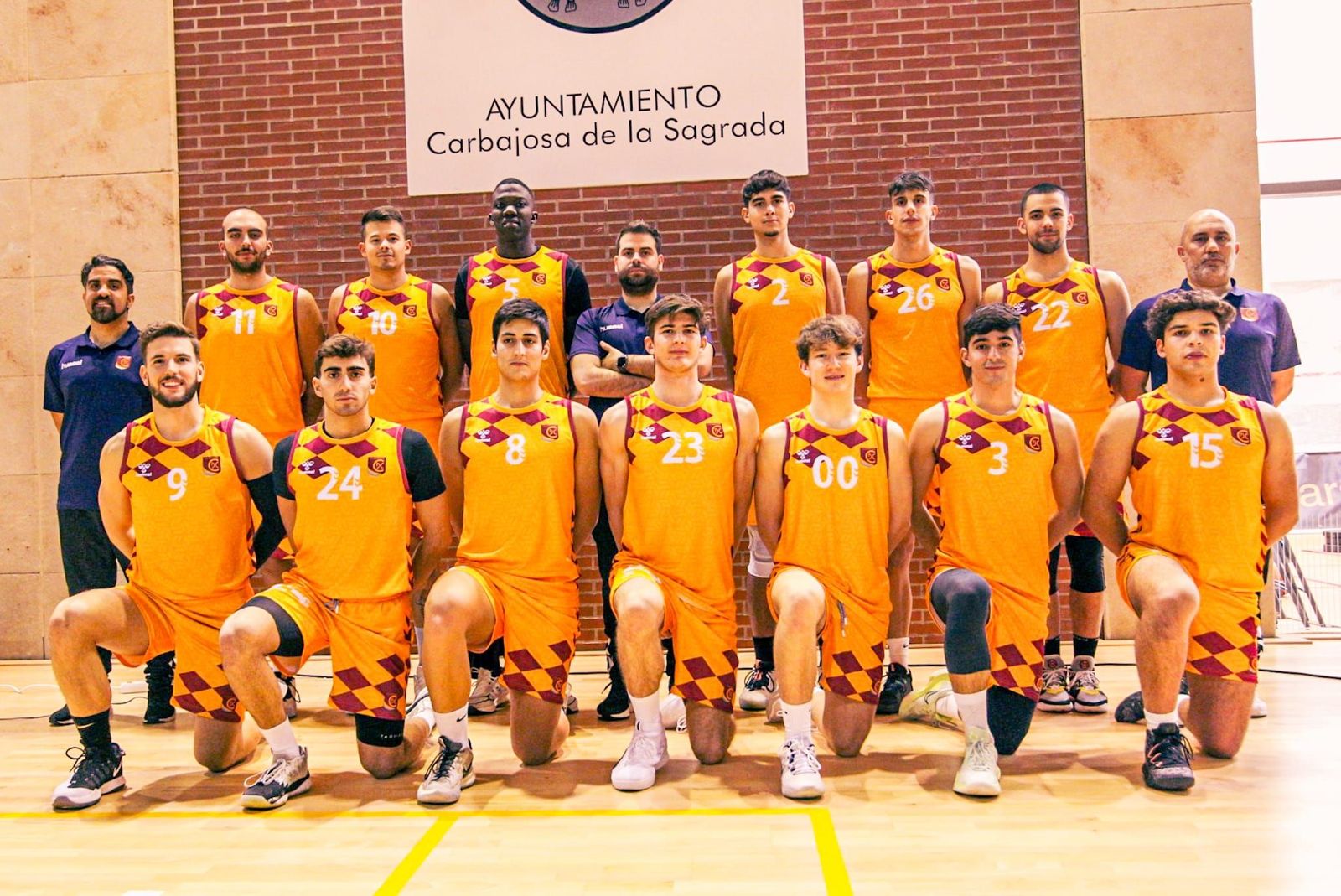 Plantilla del CD Carbajosa Basket | FOTO CD CARBAJOSA BASKET