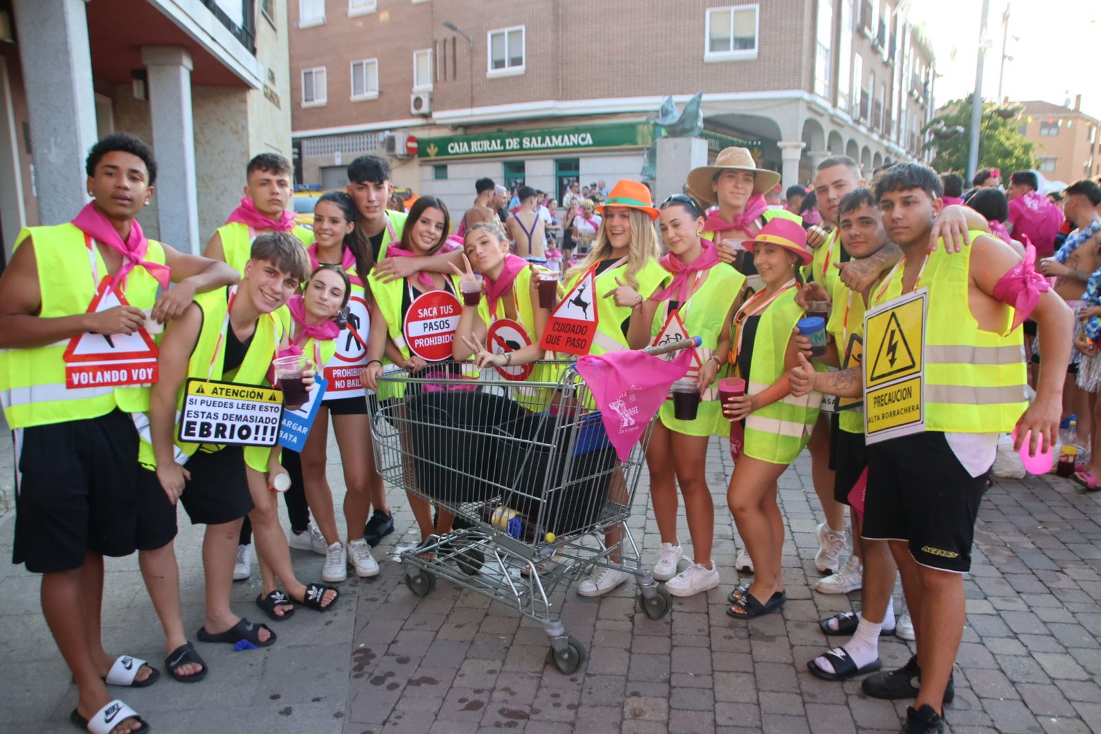 Chupinazo en Carbajosa con batucad
