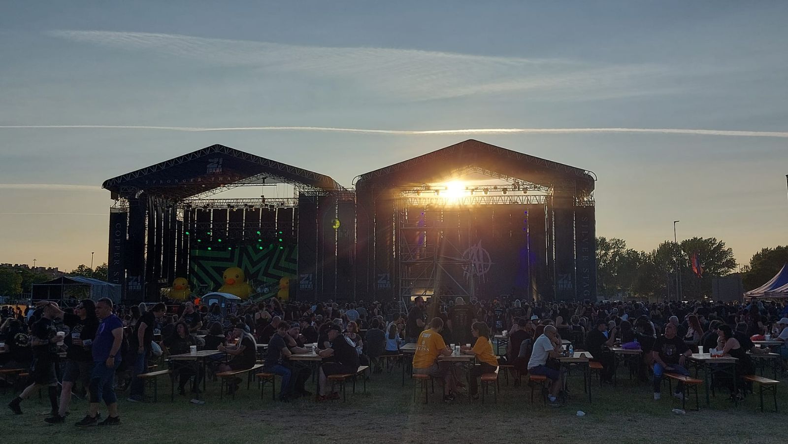 Diez años de devoción en su Templo con la pasión intacta: miles de feligreses vivieron su fe en la capital del Metal de la mano del Z! Live