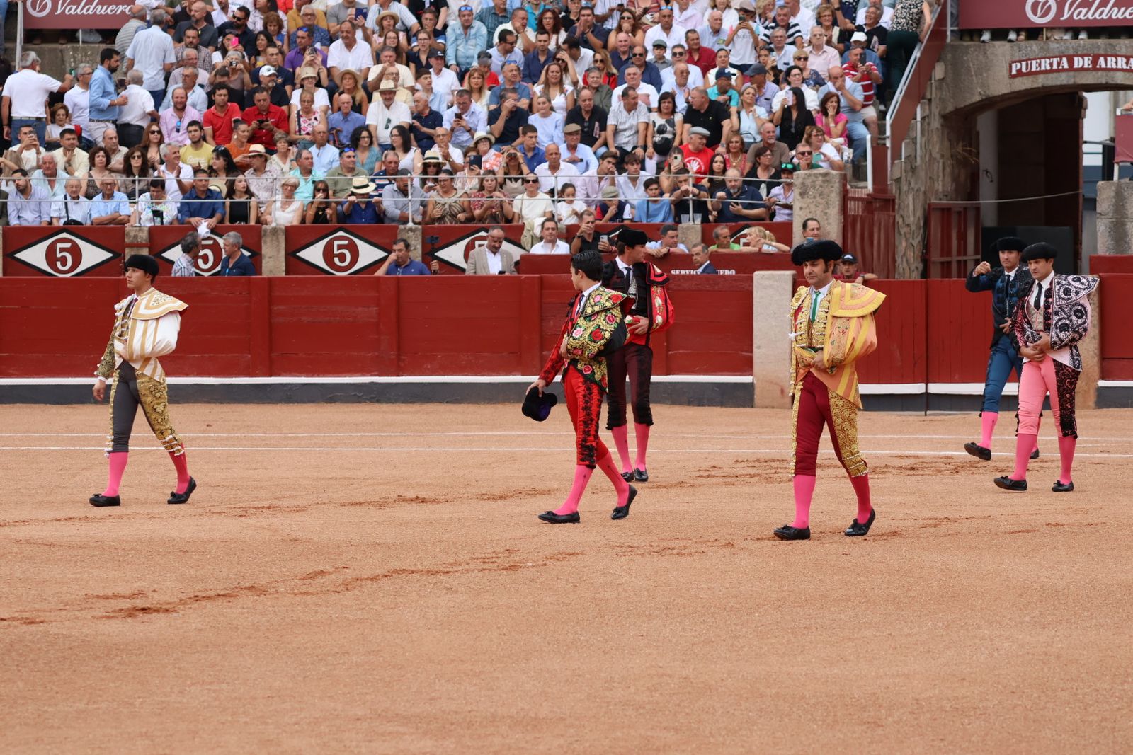 Ismael Martín, Marco Pérez y el aclamado regreso de Morante de la Puebla: su paso por La Glorieta en imágenes