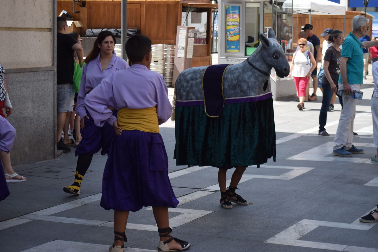 Desfile del Bestiario San Pedro 2025