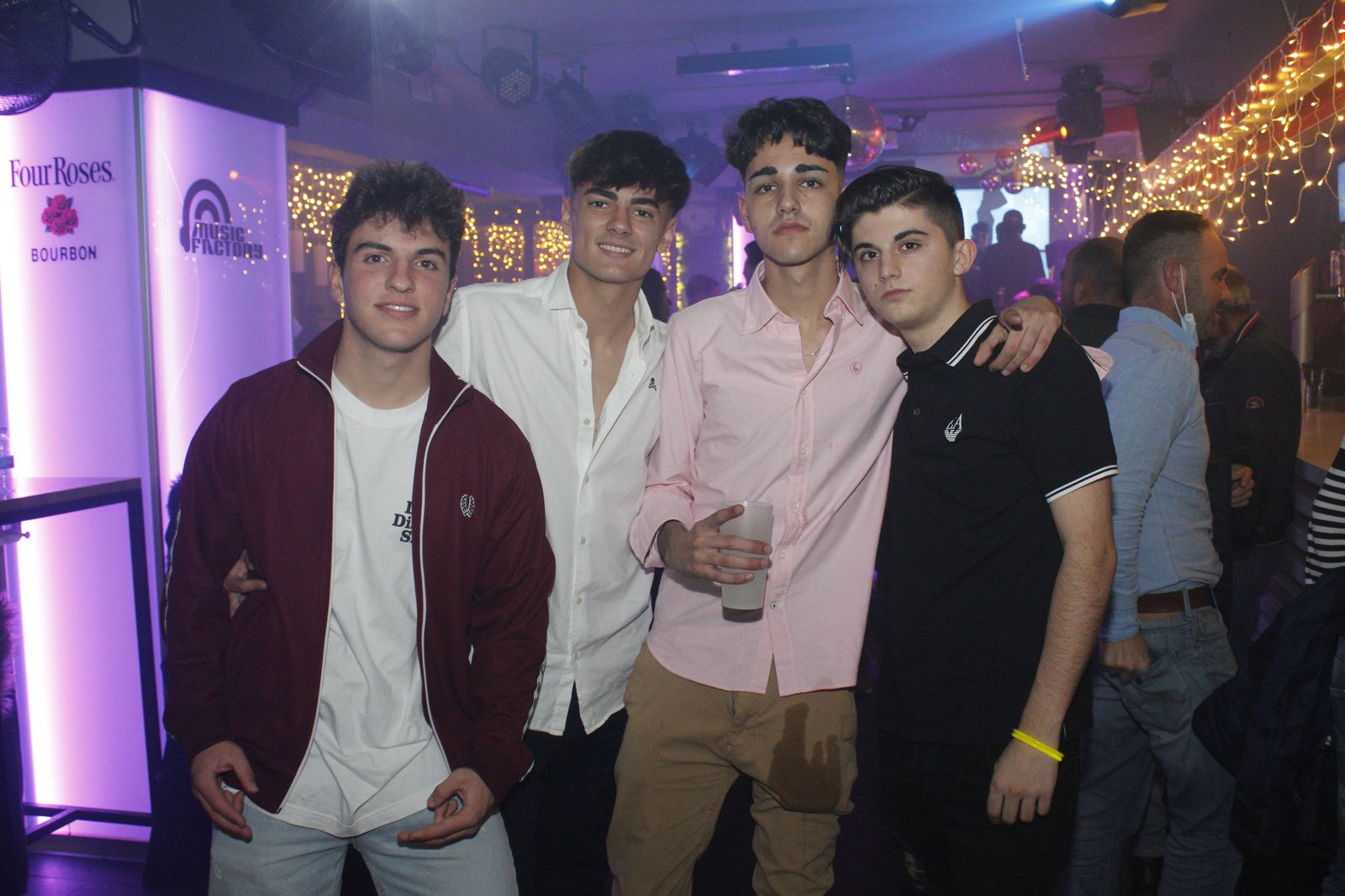 salamanca-de-noche-jueves-23-de-diciembre-de-2021-9981