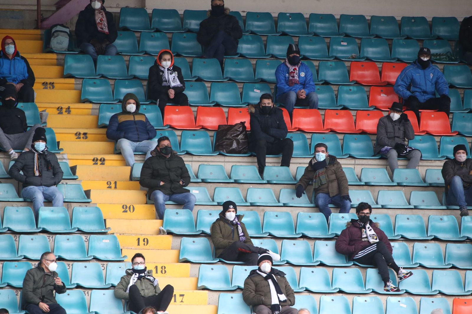 Salamanca CF UDS   SD Compostelad02e034c 2da5 4089 8c15 99b1f3490f17