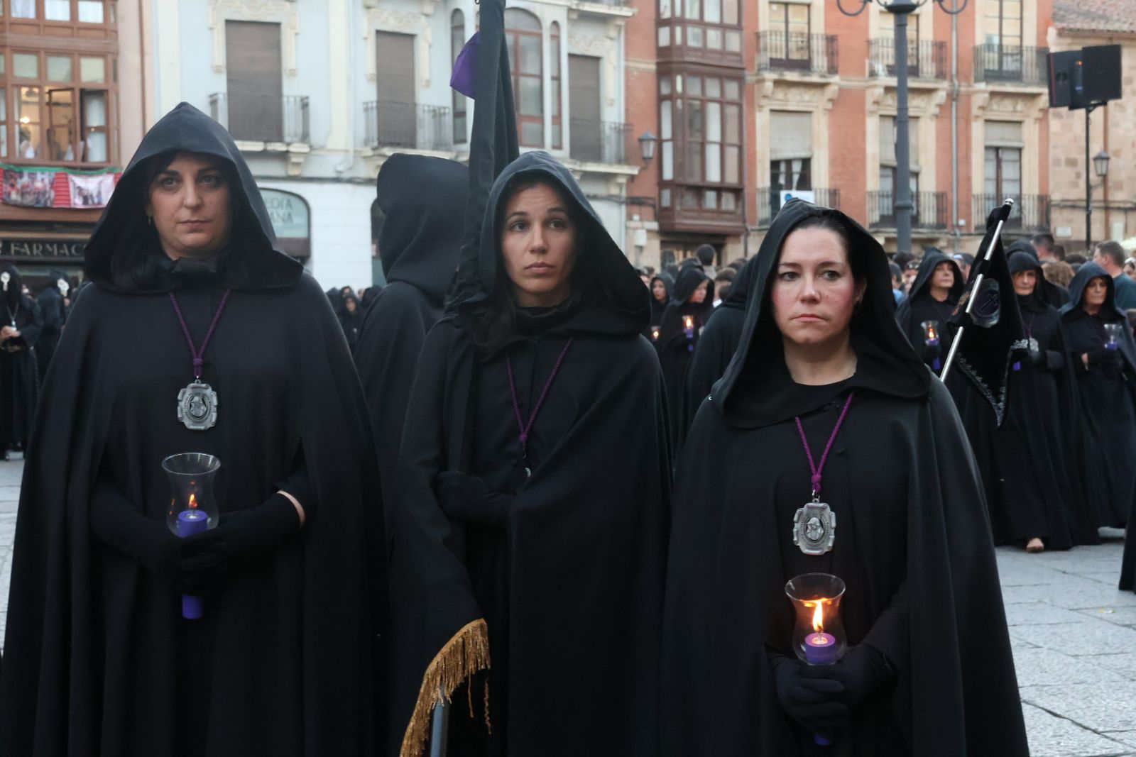 GALERÍA | Revive en imágenes la procesión de la Soledad